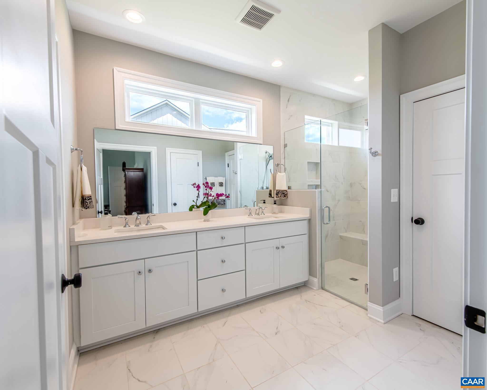 SPRING CREEK - Residential