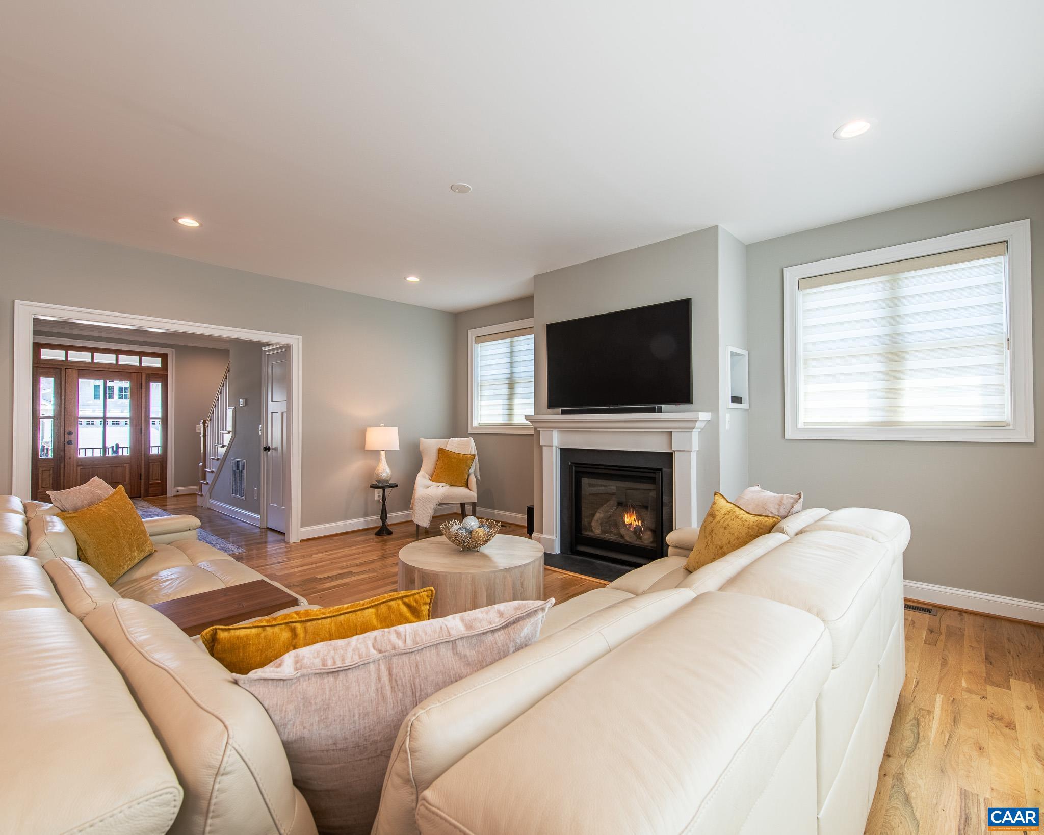 SPRING CREEK - Residential