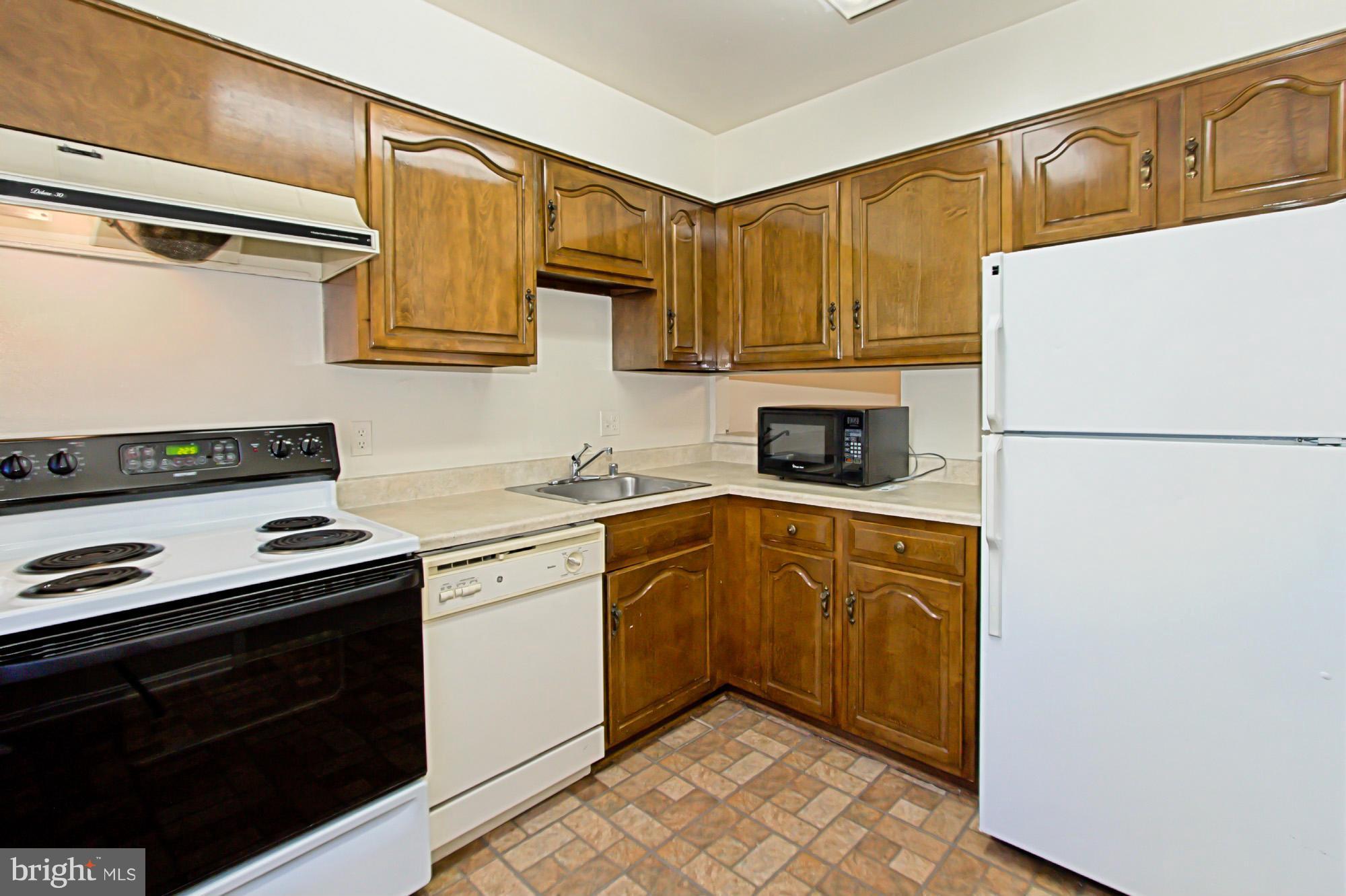 COLIN PLACE - Residential Lease