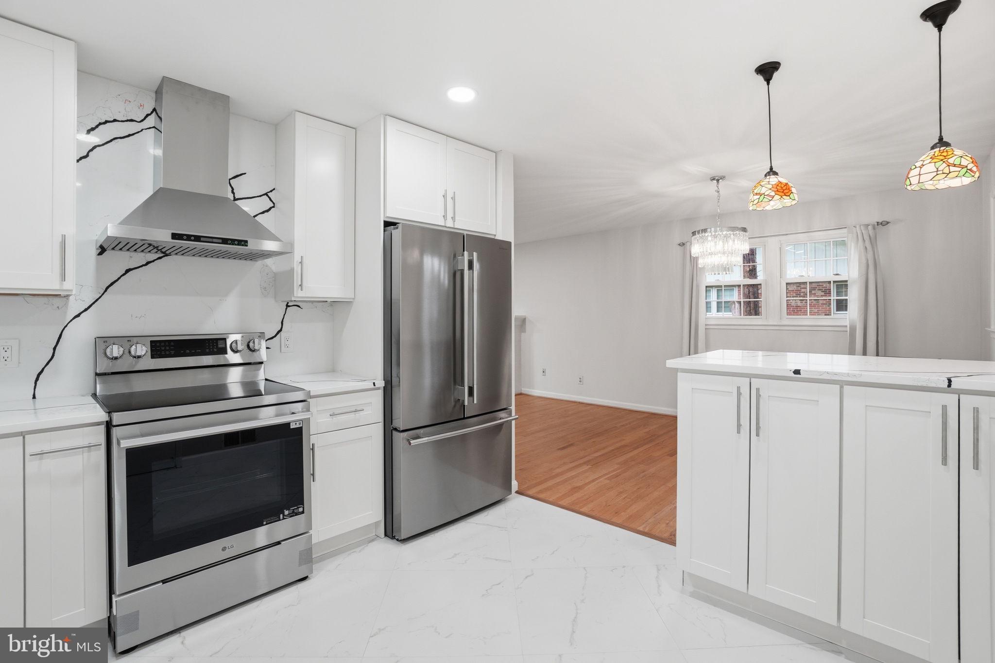 NORTH SPRINGFIELD - Residential