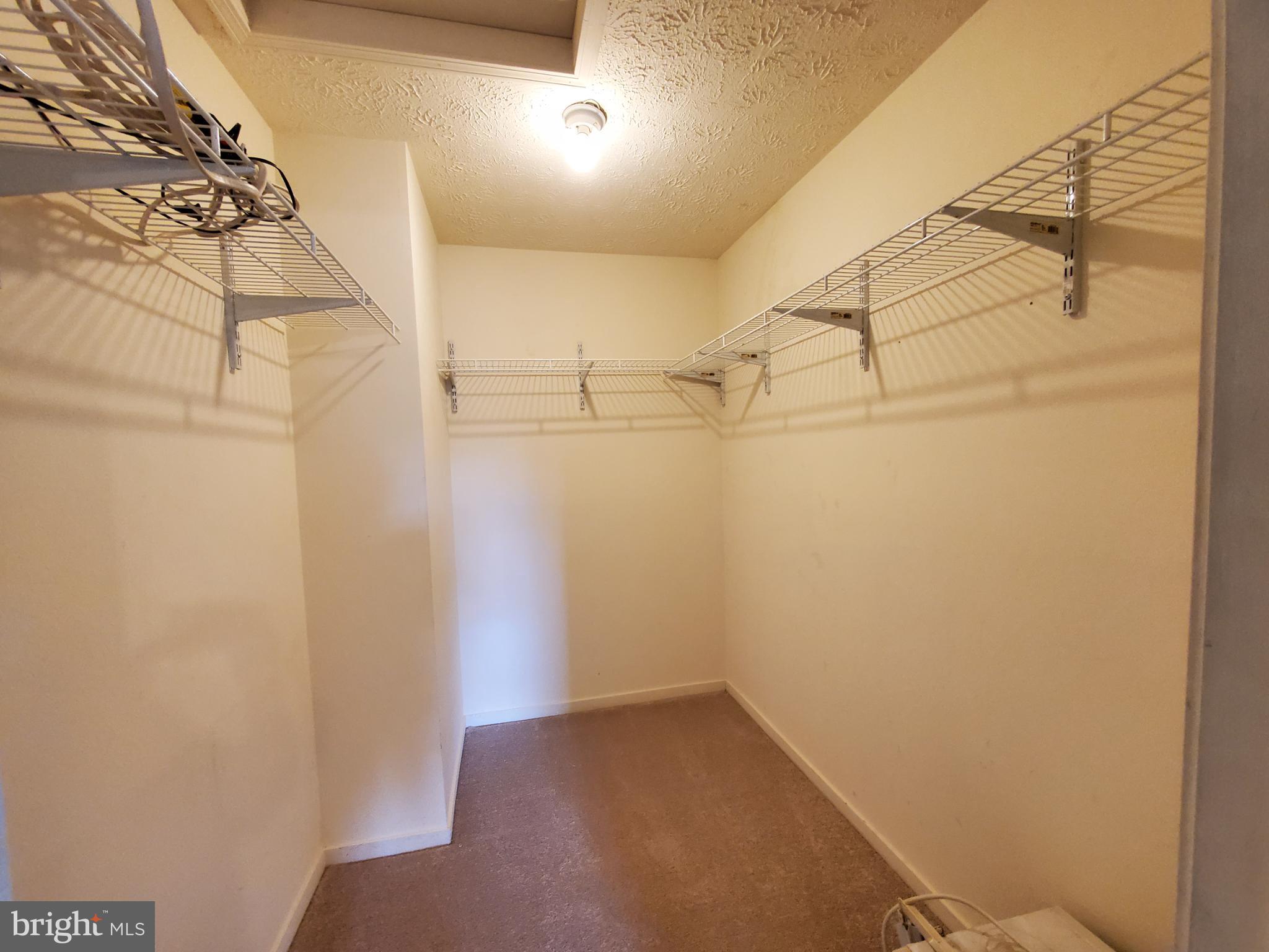 LINCOLN - Residential Lease