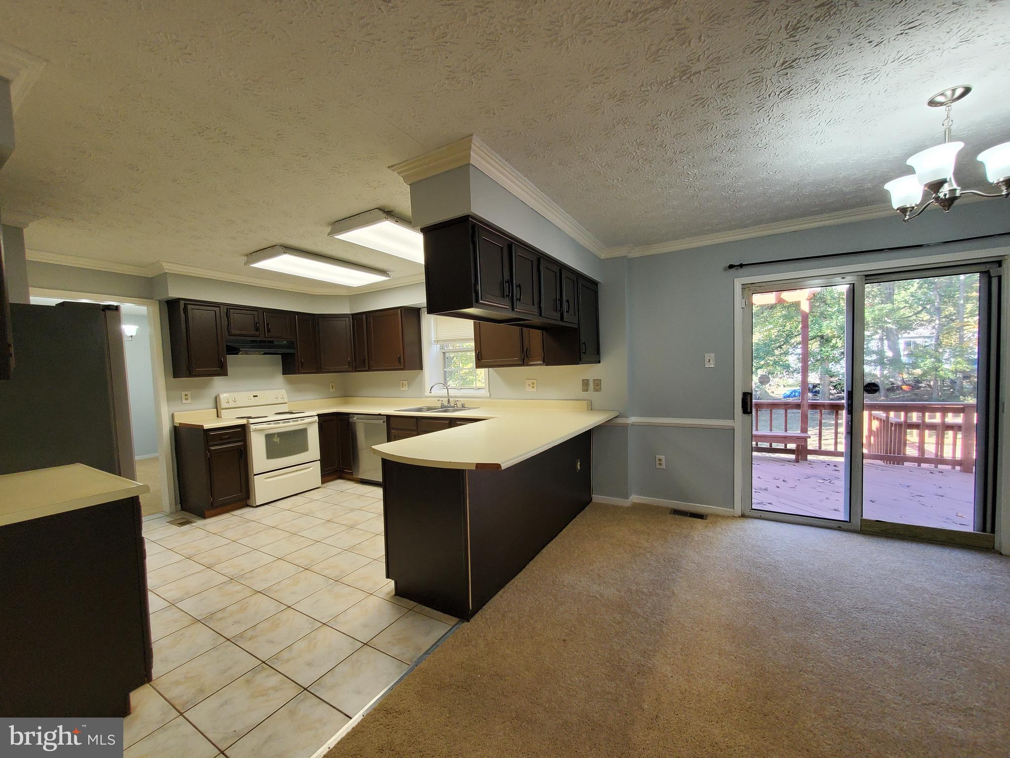 LINCOLN - Residential Lease