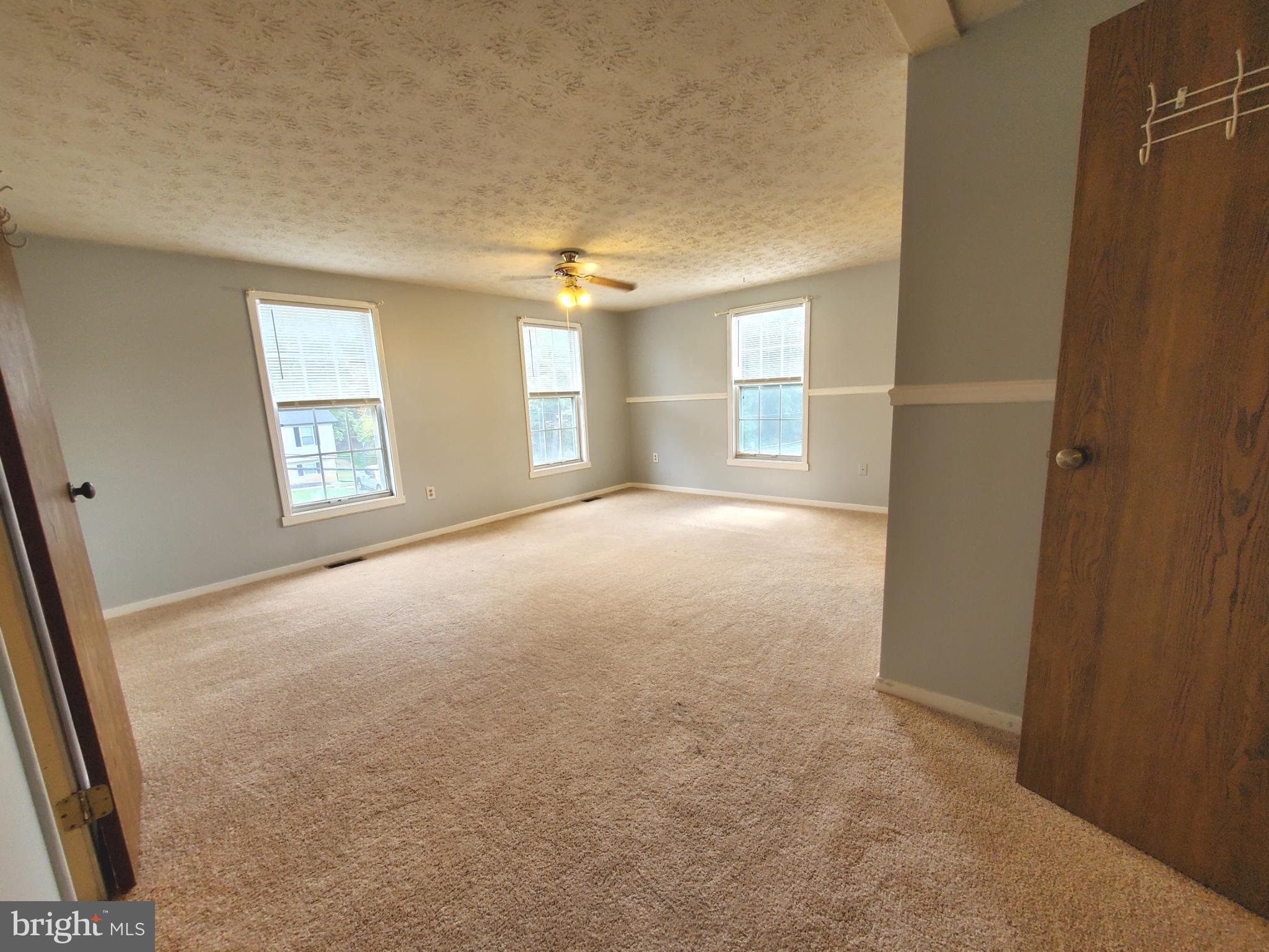 LINCOLN - Residential Lease