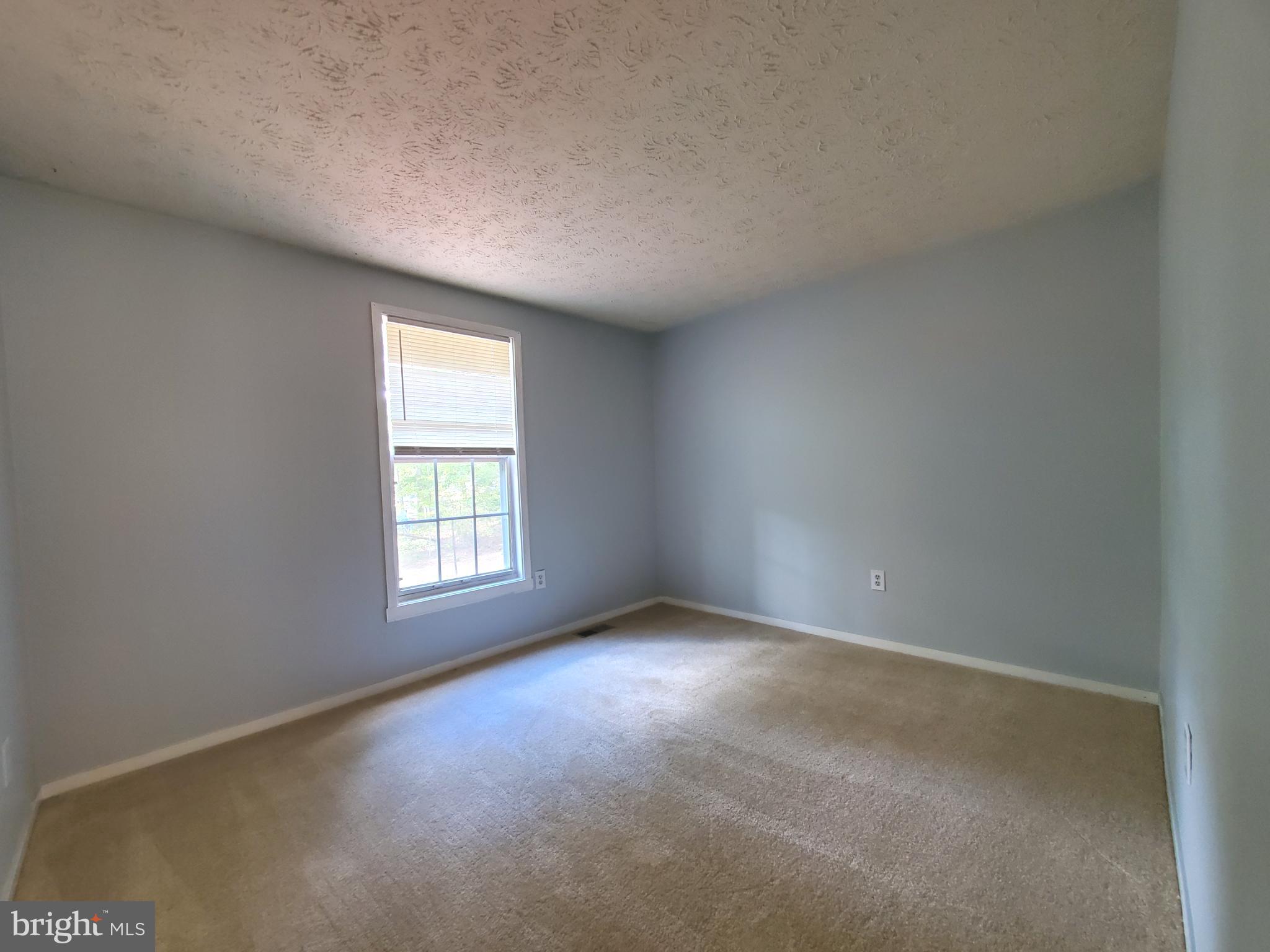 LINCOLN - Residential Lease