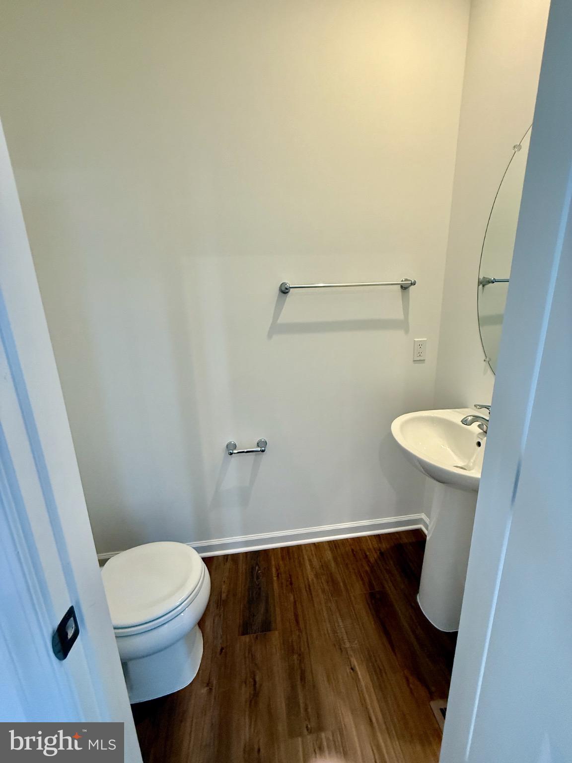 HUNTFIELD - Residential Lease