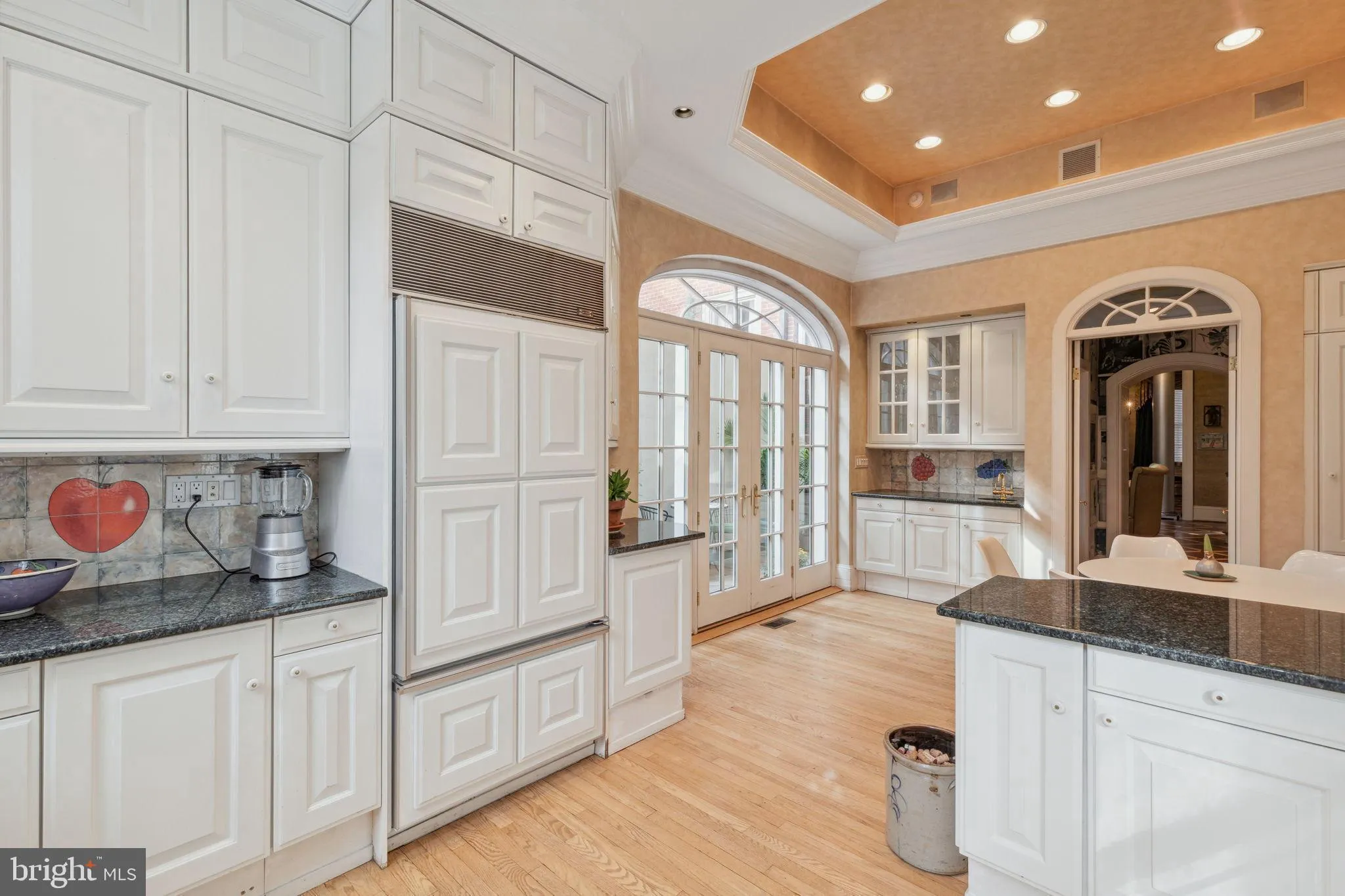 Philadelphia, Pennsylvania 19103, United States, 5 Bedrooms Bedrooms, ,6 BathroomsBathrooms,Residential,Active,69555