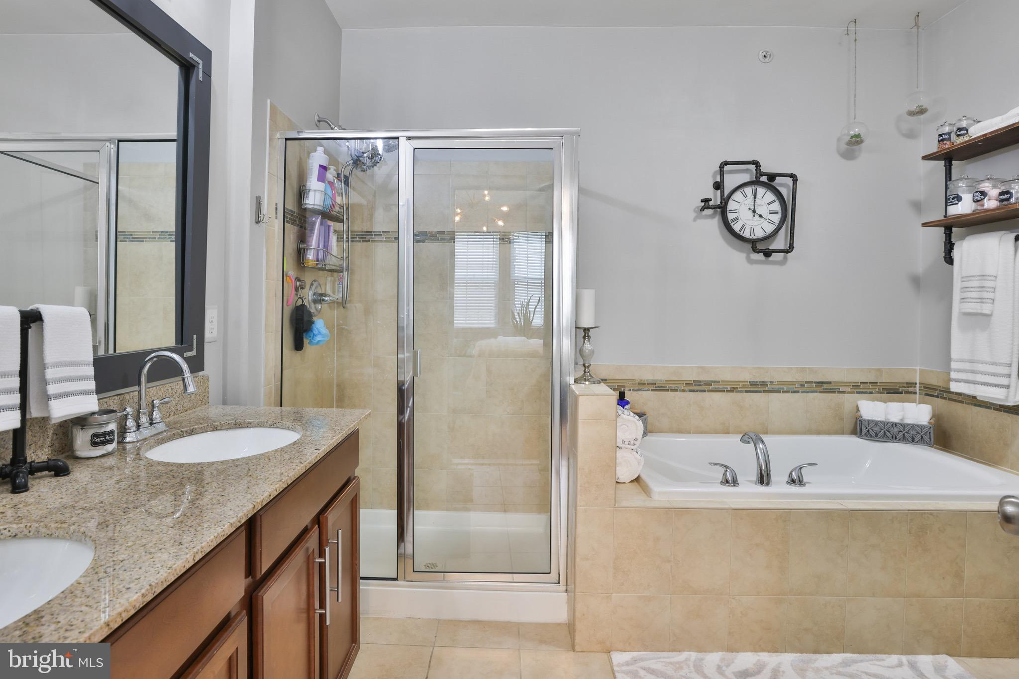 MERCER PARK CONDOMINIUM - Residential