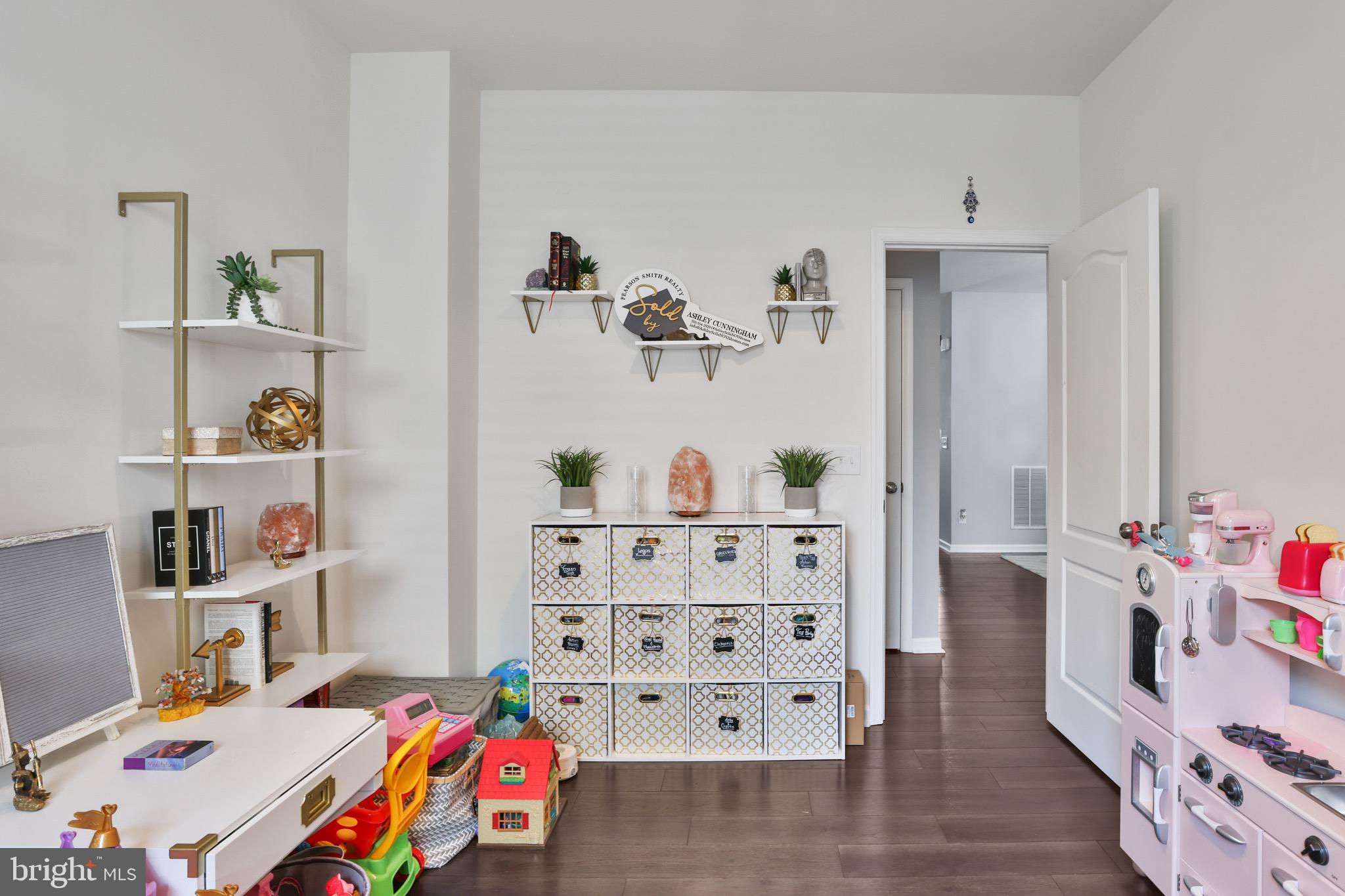 MERCER PARK CONDOMINIUM - Residential