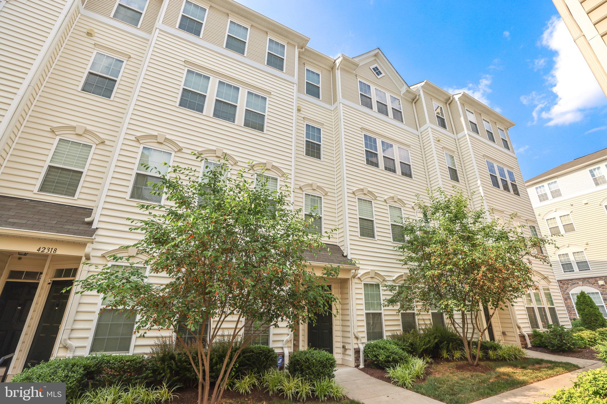 MERCER PARK CONDOMINIUM - Residential