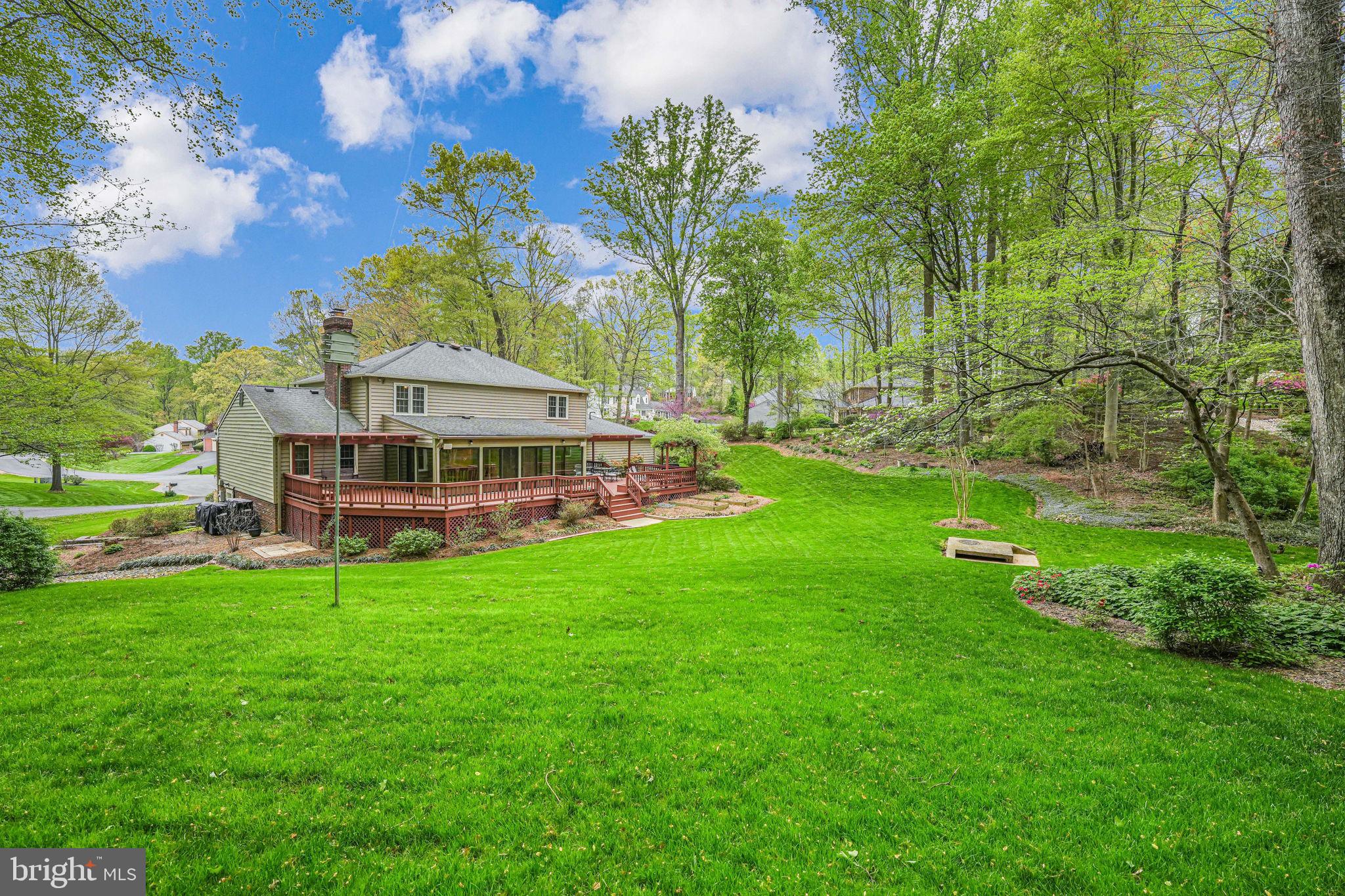 FAIRFAX STATION - Residential