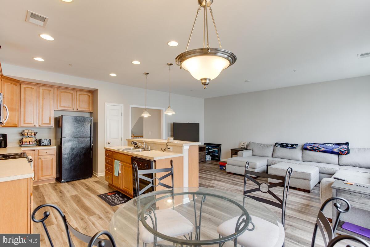 RICHFIELD STATION VILLAGE - Residential