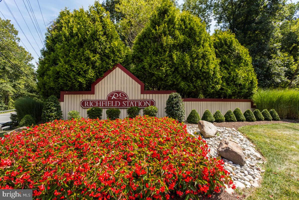 RICHFIELD STATION VILLAGE - Residential