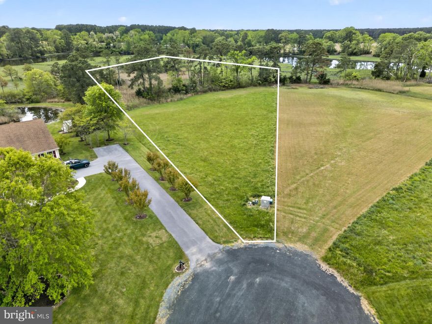 3.59 acre building lot along Monie Creek in the beautiful neighborhood of Princess Anne's Covington Cove. This serene property is located on a cul-de-sac. Neighborhood features its own pond and boat ramp for homeowners to use. Close access to Princess Anne shopping and restaurants. Salisbury is 20 minutes away, Ocean City and Chincoteague are less than an hour's drive.