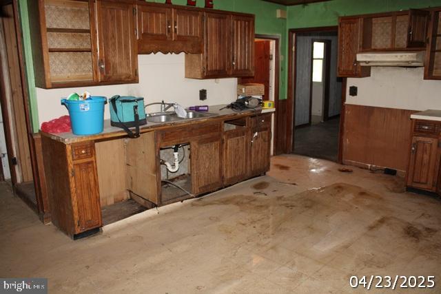 9635 UPPER STRASBURG ROAD