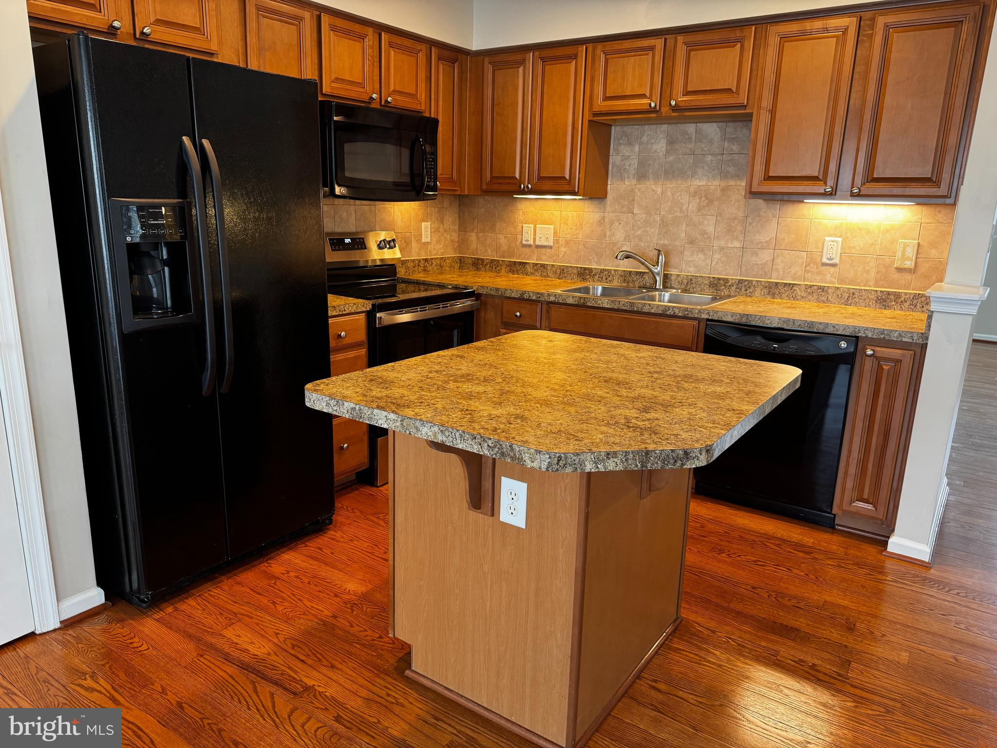 CHERRY TREE - Residential