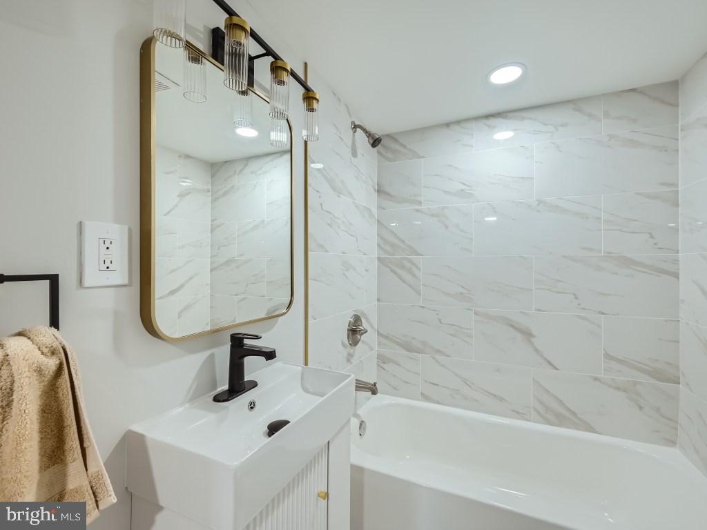 GLENHAM - BELFORD - Residential