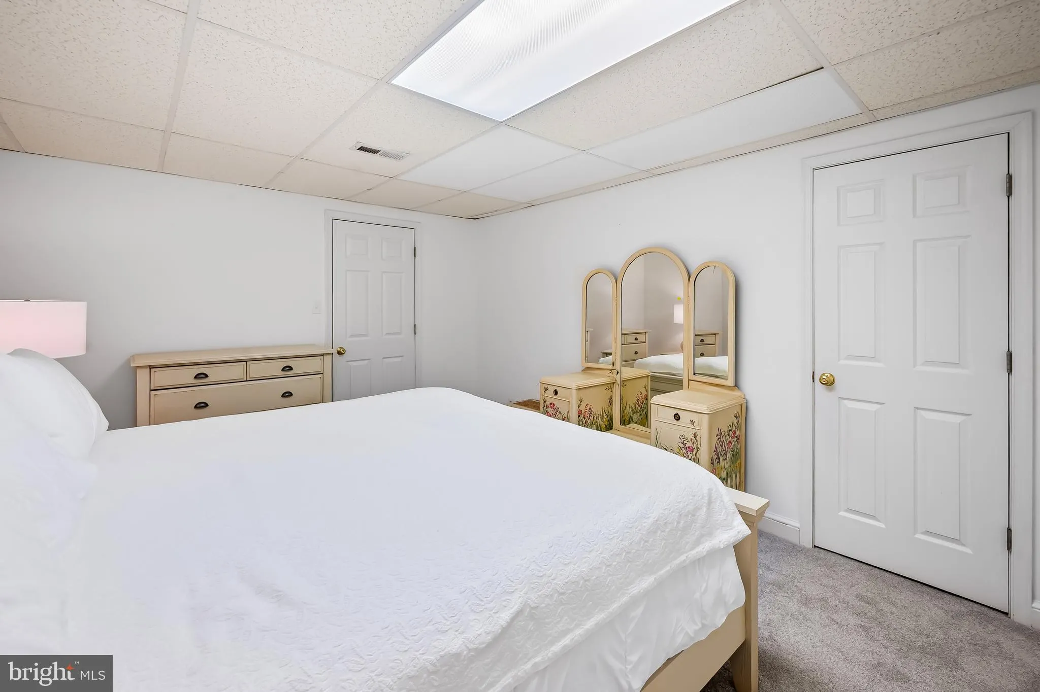 Towson, Maryland 21204, United States, 4 Bedrooms Bedrooms, ,5 BathroomsBathrooms,Residential,Pending,2689