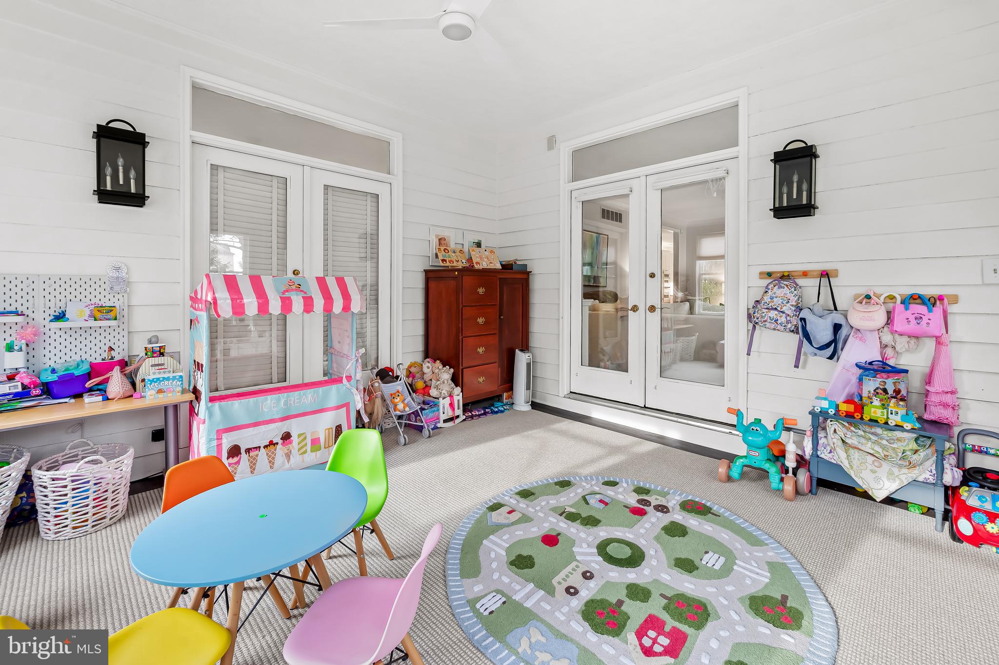 RUXTON - Residential