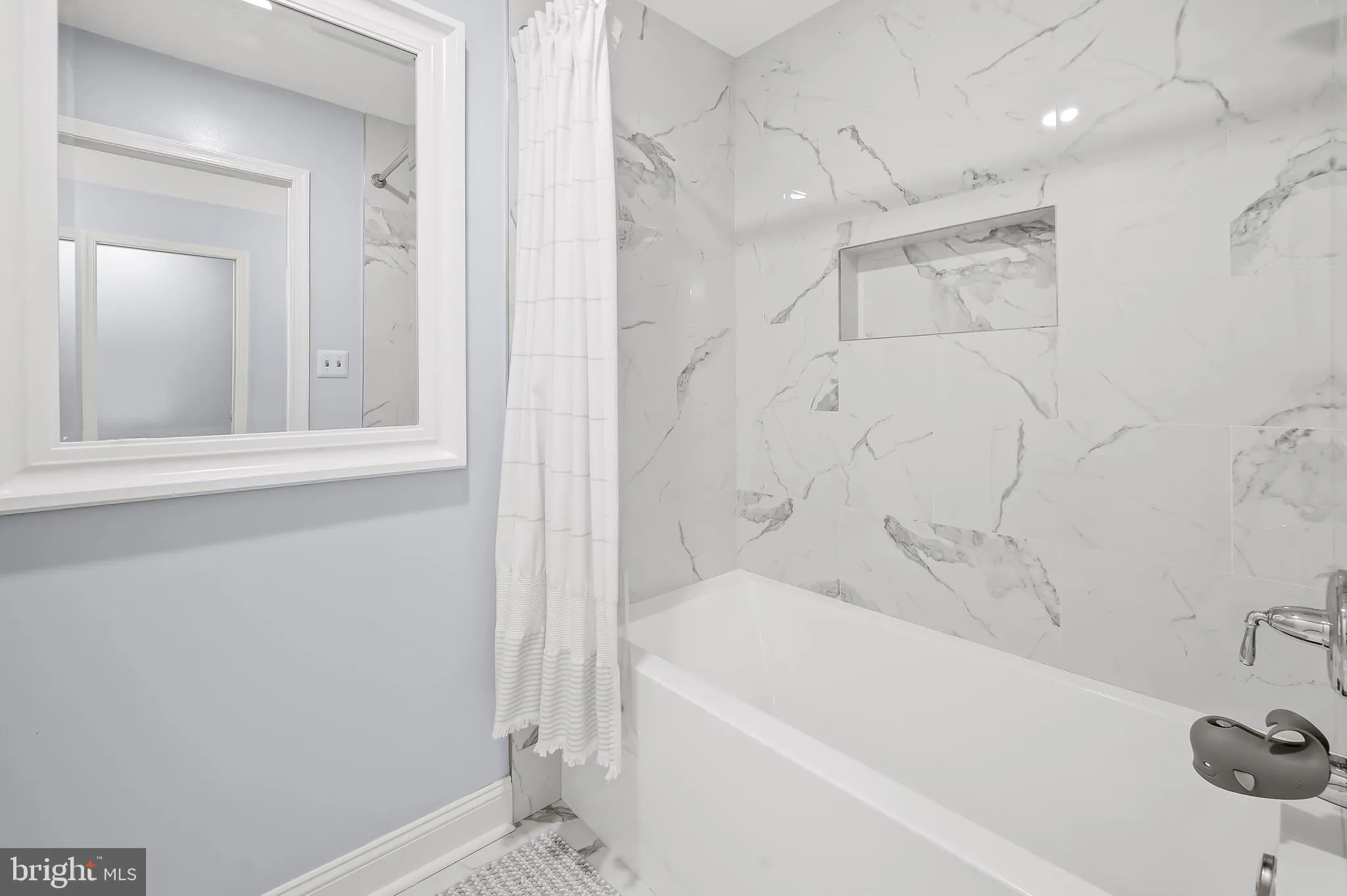 Towson, Maryland 21204, United States, 4 Bedrooms Bedrooms, ,5 BathroomsBathrooms,Residential,Pending,2689