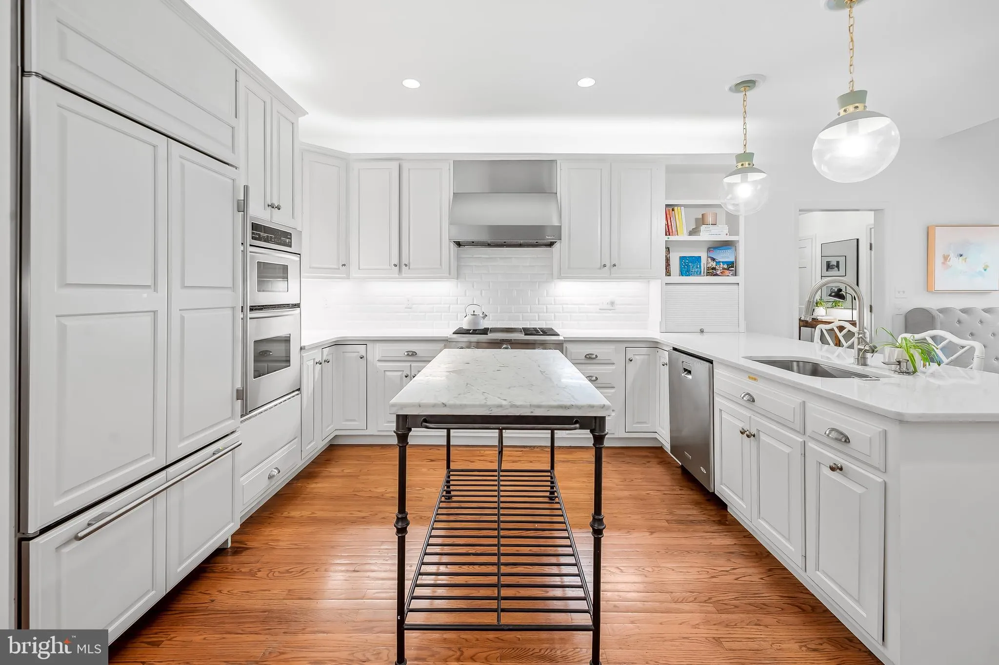 Towson, Maryland 21204, United States, 4 Bedrooms Bedrooms, ,5 BathroomsBathrooms,Residential,Pending,2689