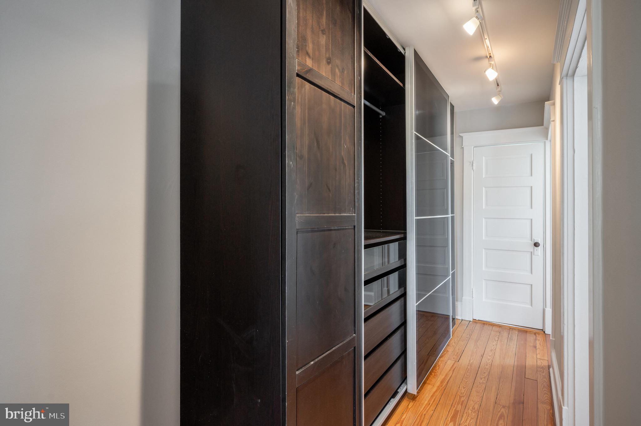 DEL RAY - Residential