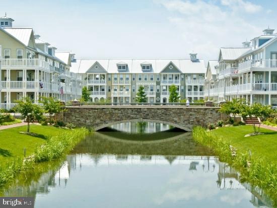 SUNSET ISLAND - Residential