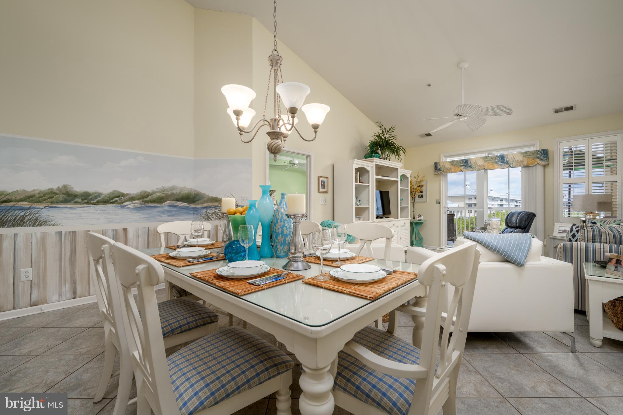 SUNSET ISLAND - Residential