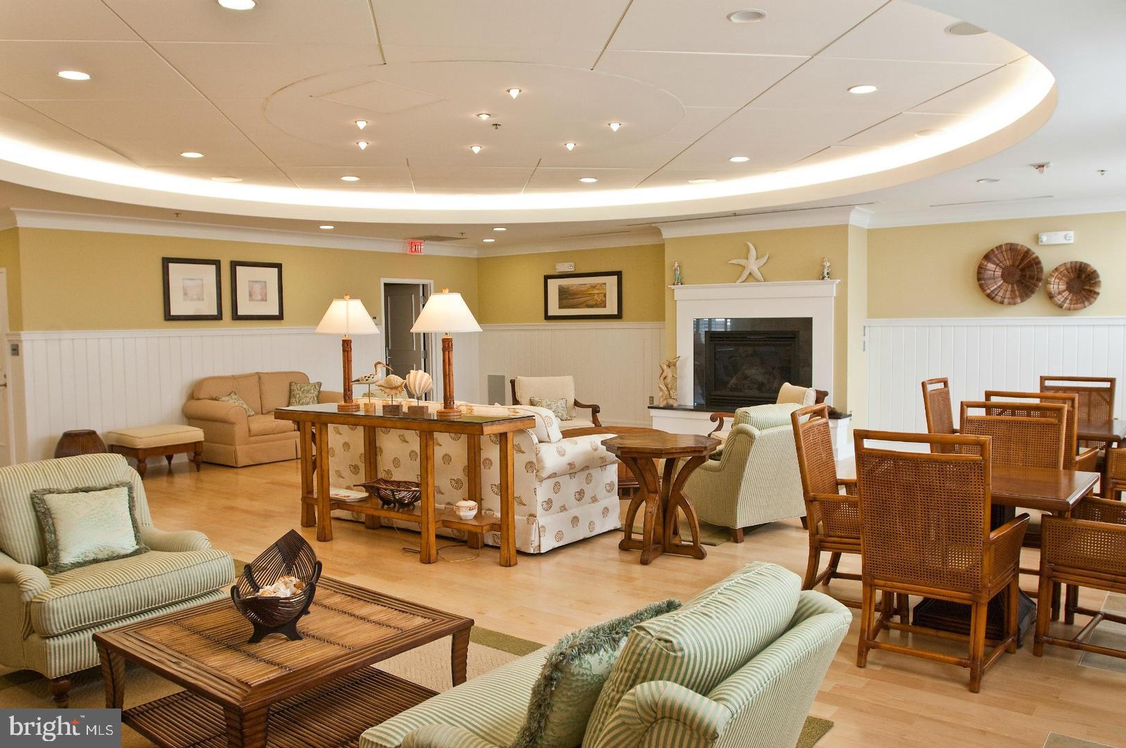 SUNSET ISLAND - Residential