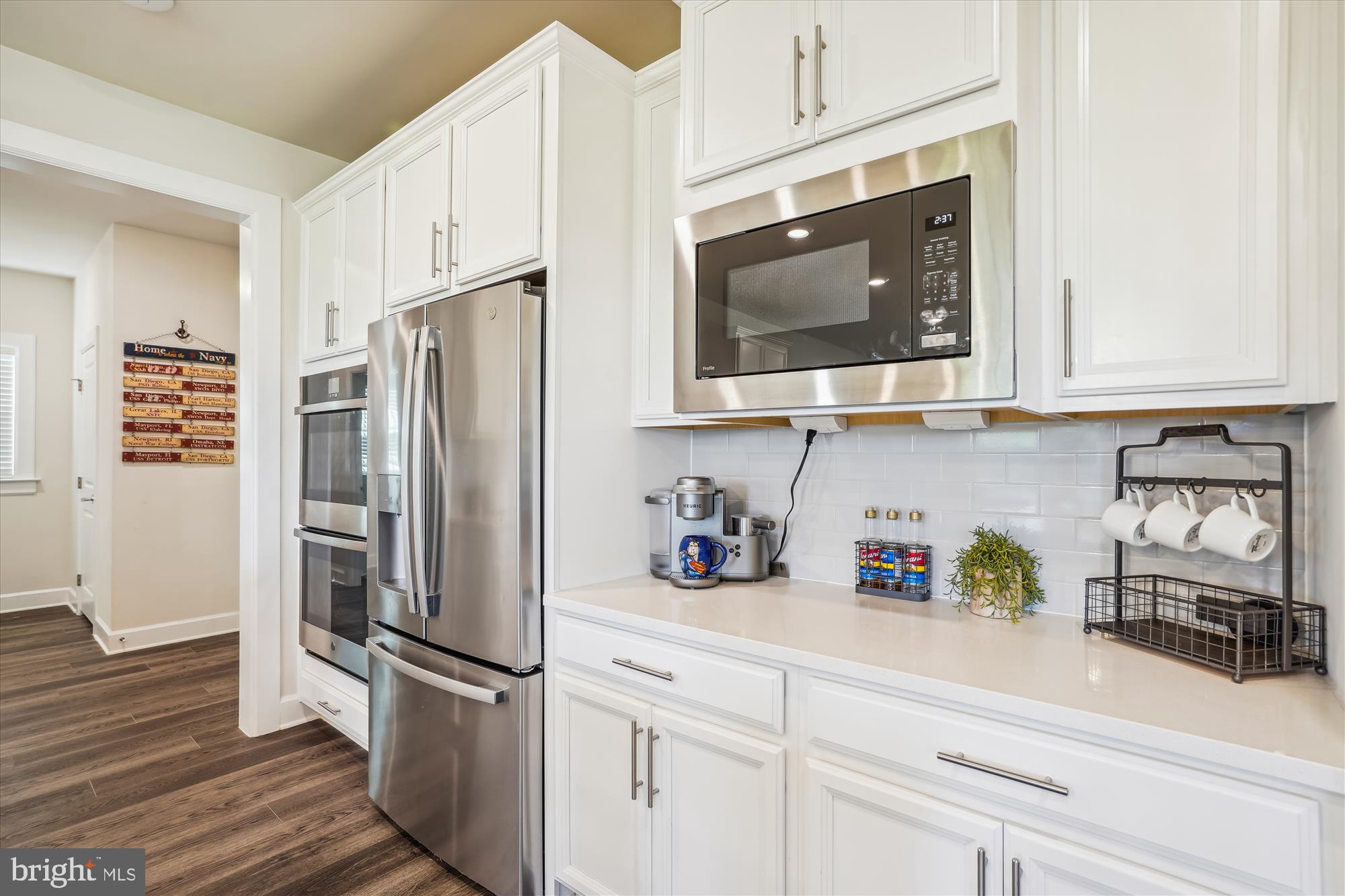 OAK CREEK CLUB - Residential Lease