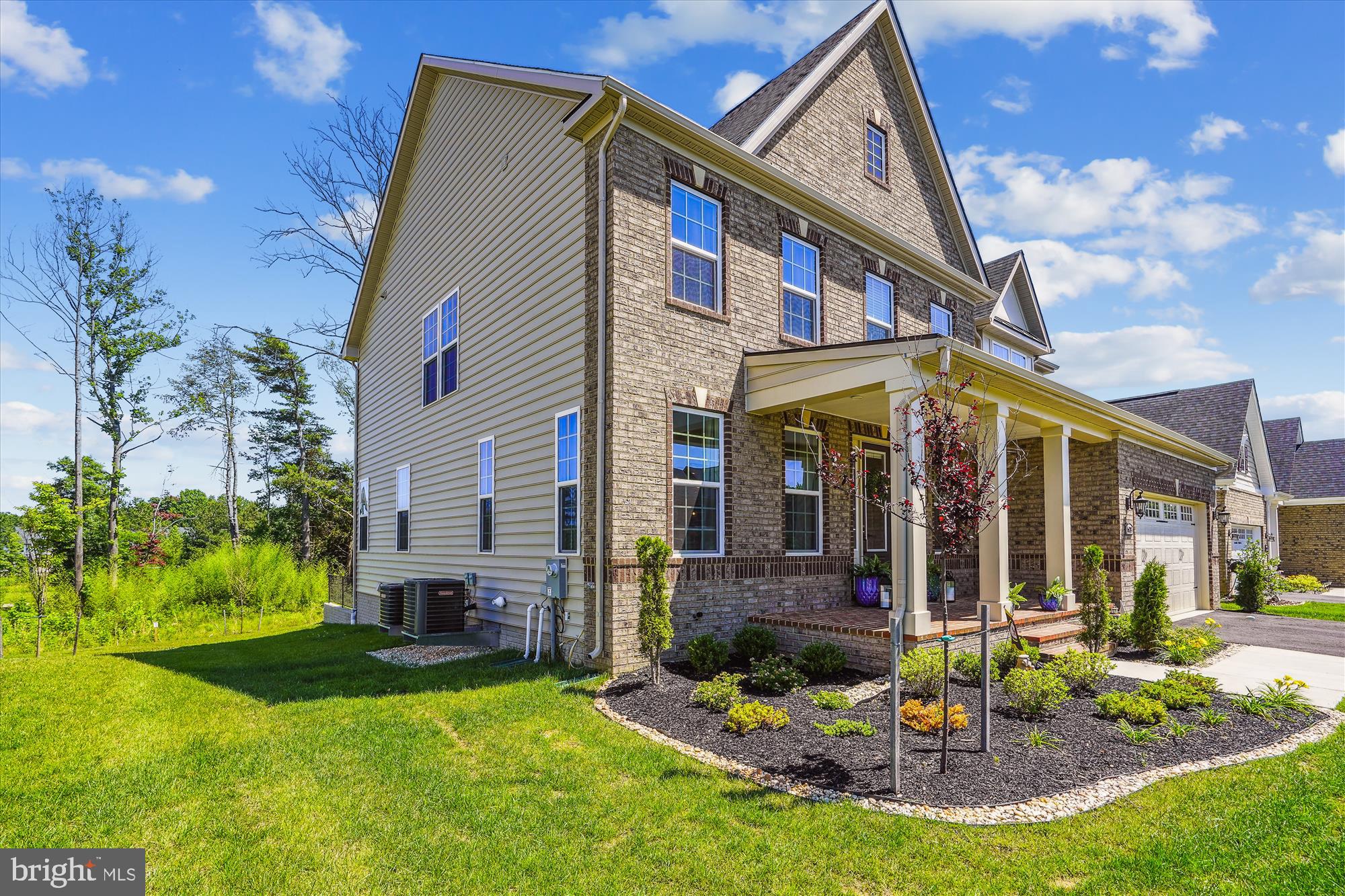 OAK CREEK CLUB - Residential Lease