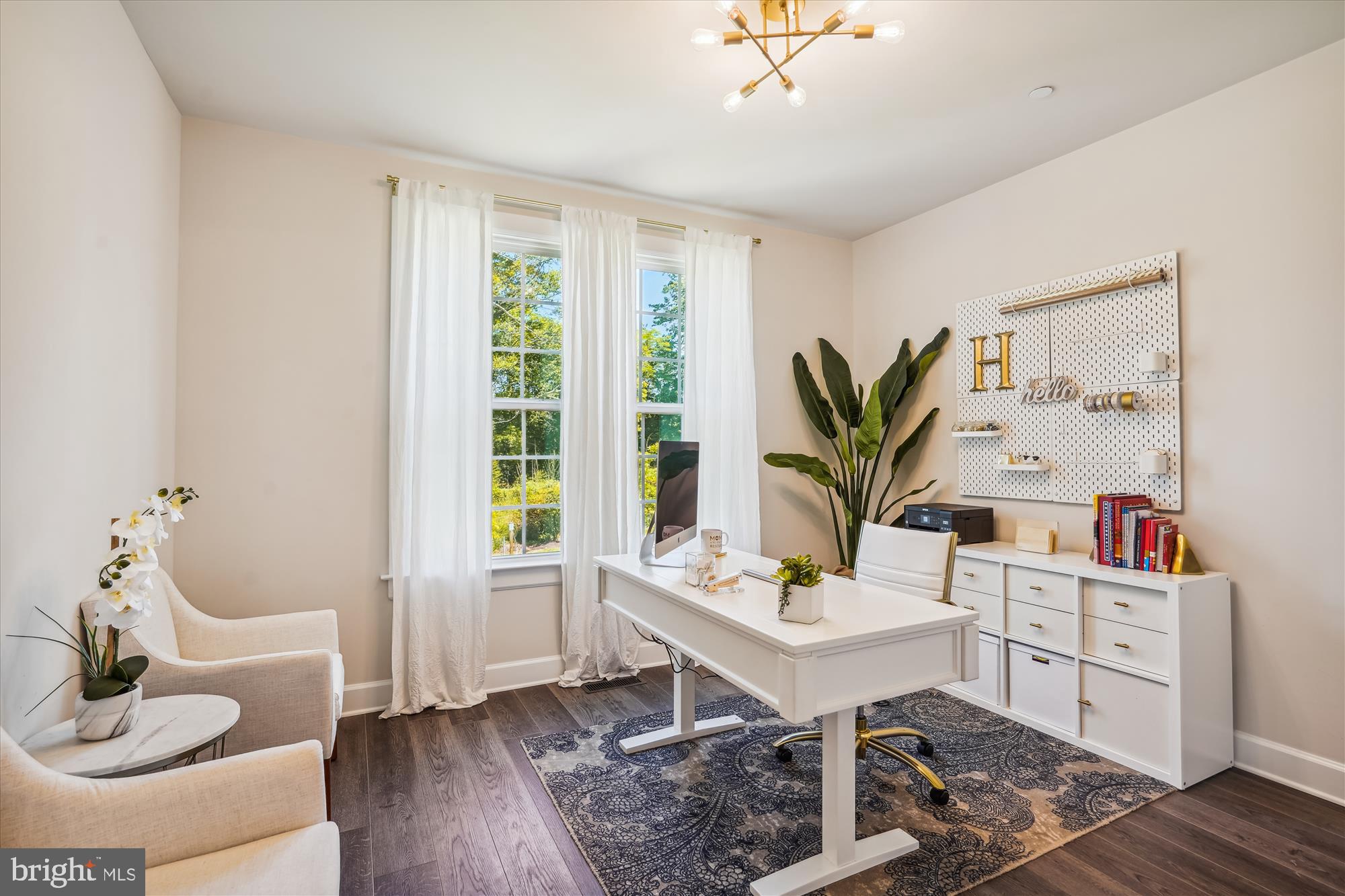 OAK CREEK CLUB - Residential Lease