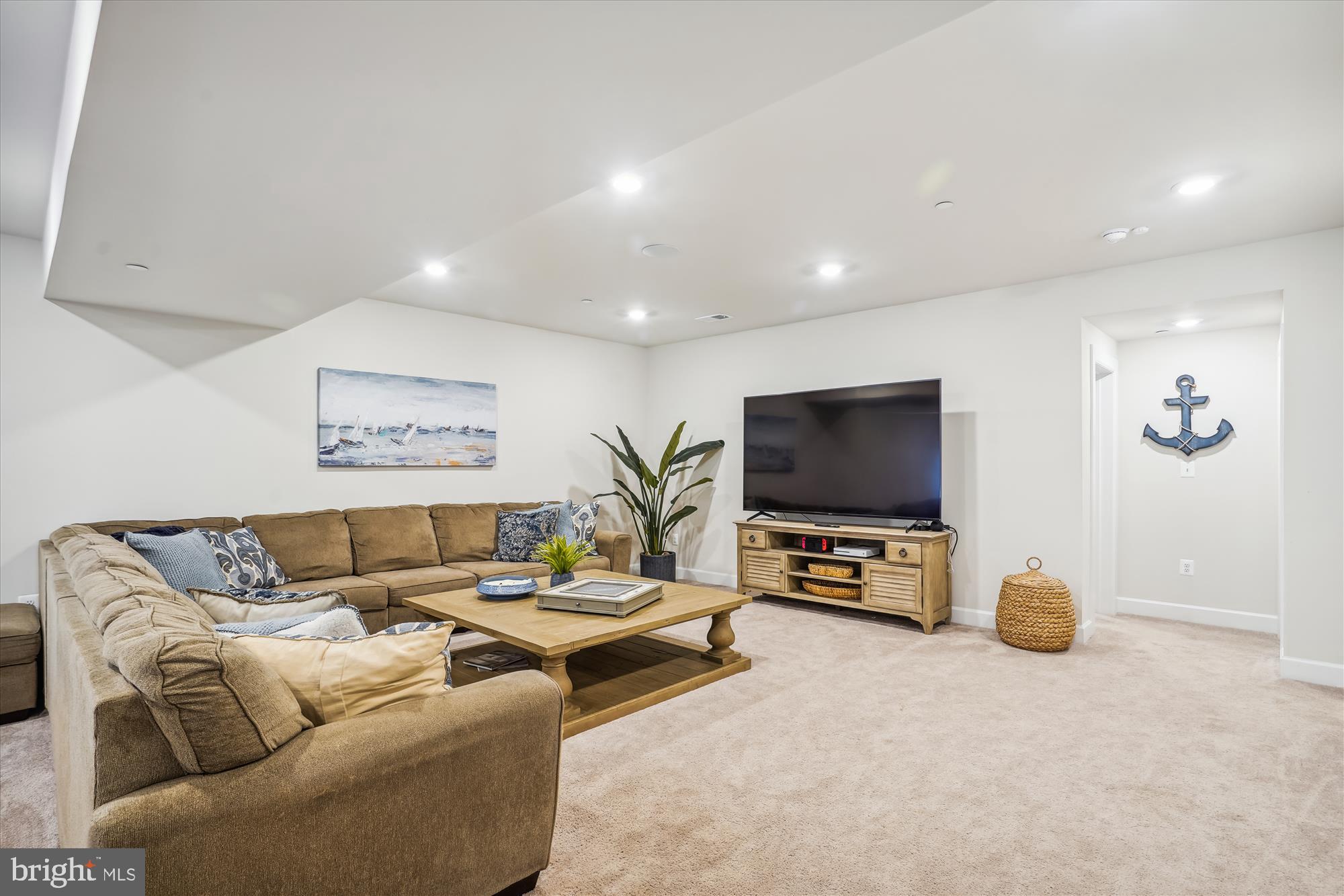 OAK CREEK CLUB - Residential Lease