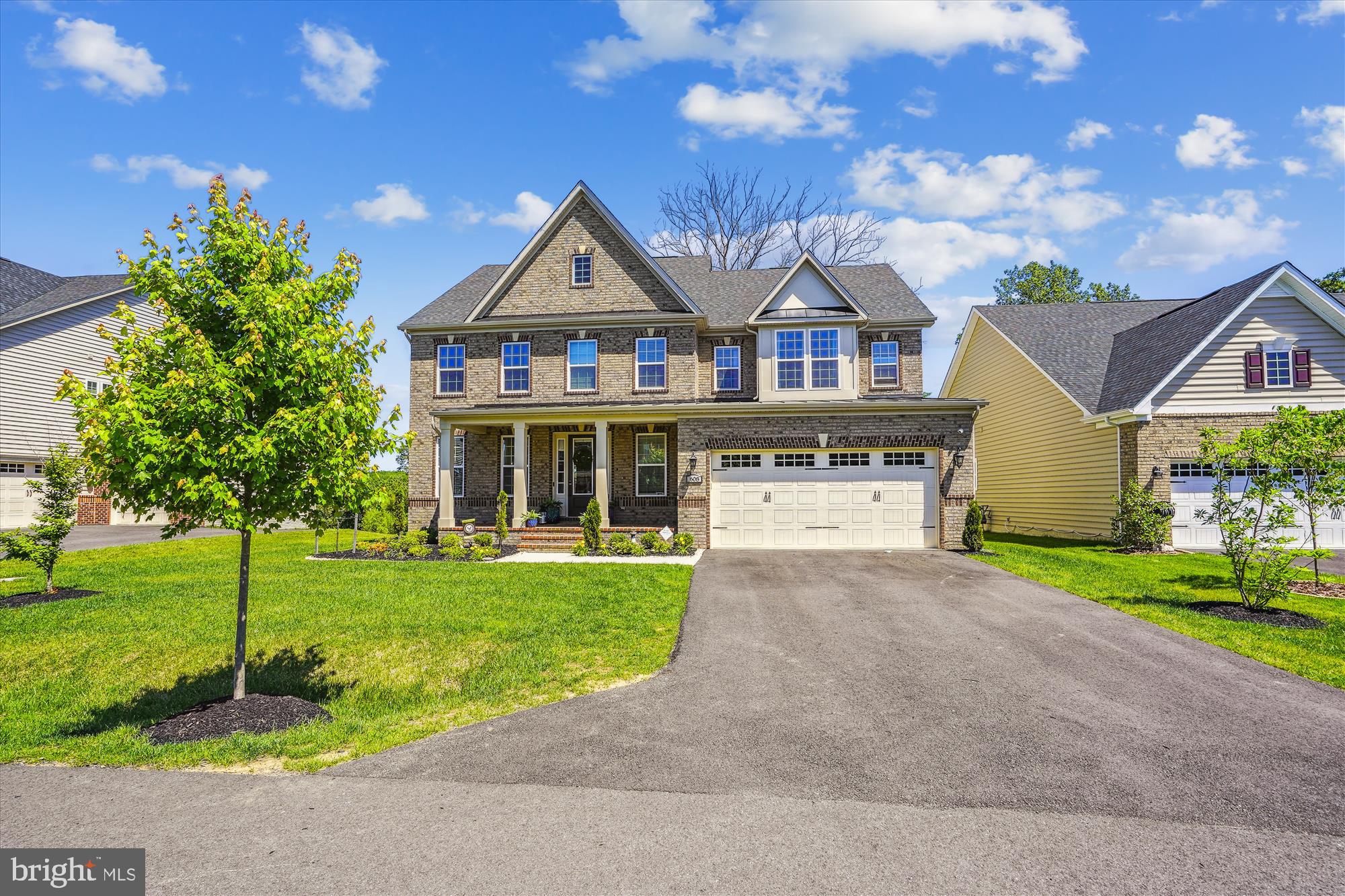 OAK CREEK CLUB - Residential Lease