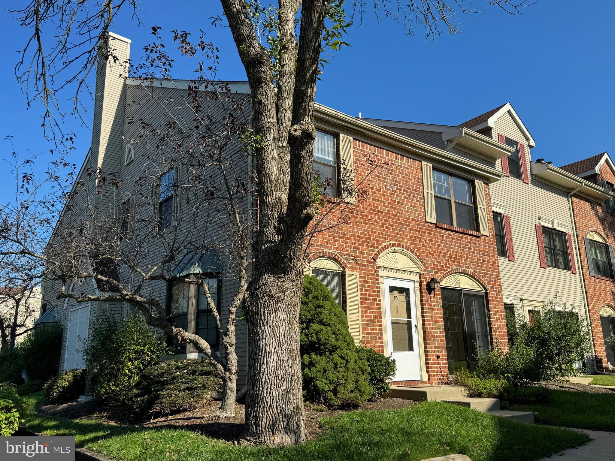 86 ONEILL COURT