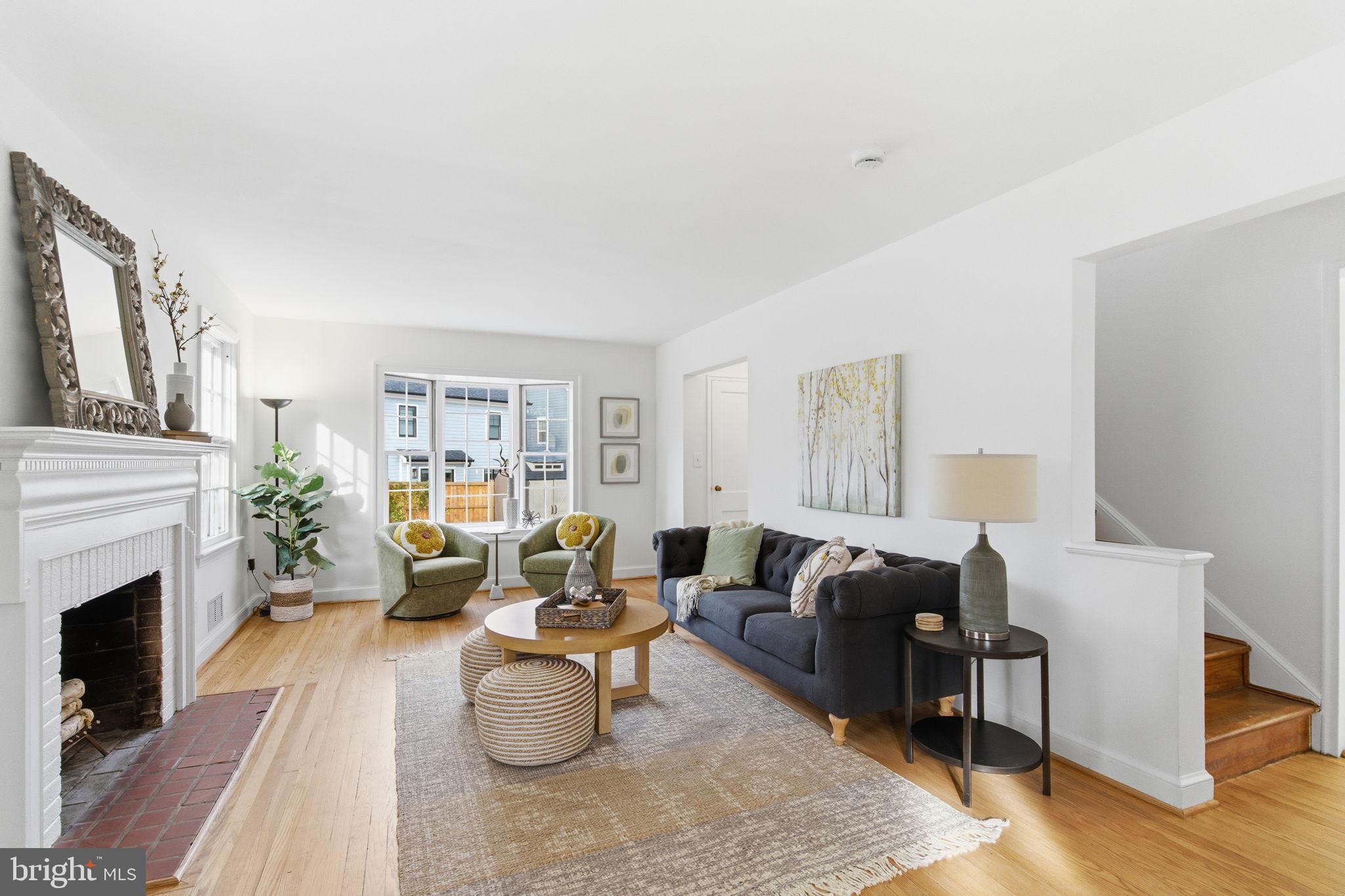 GREENWICH FOREST - Residential