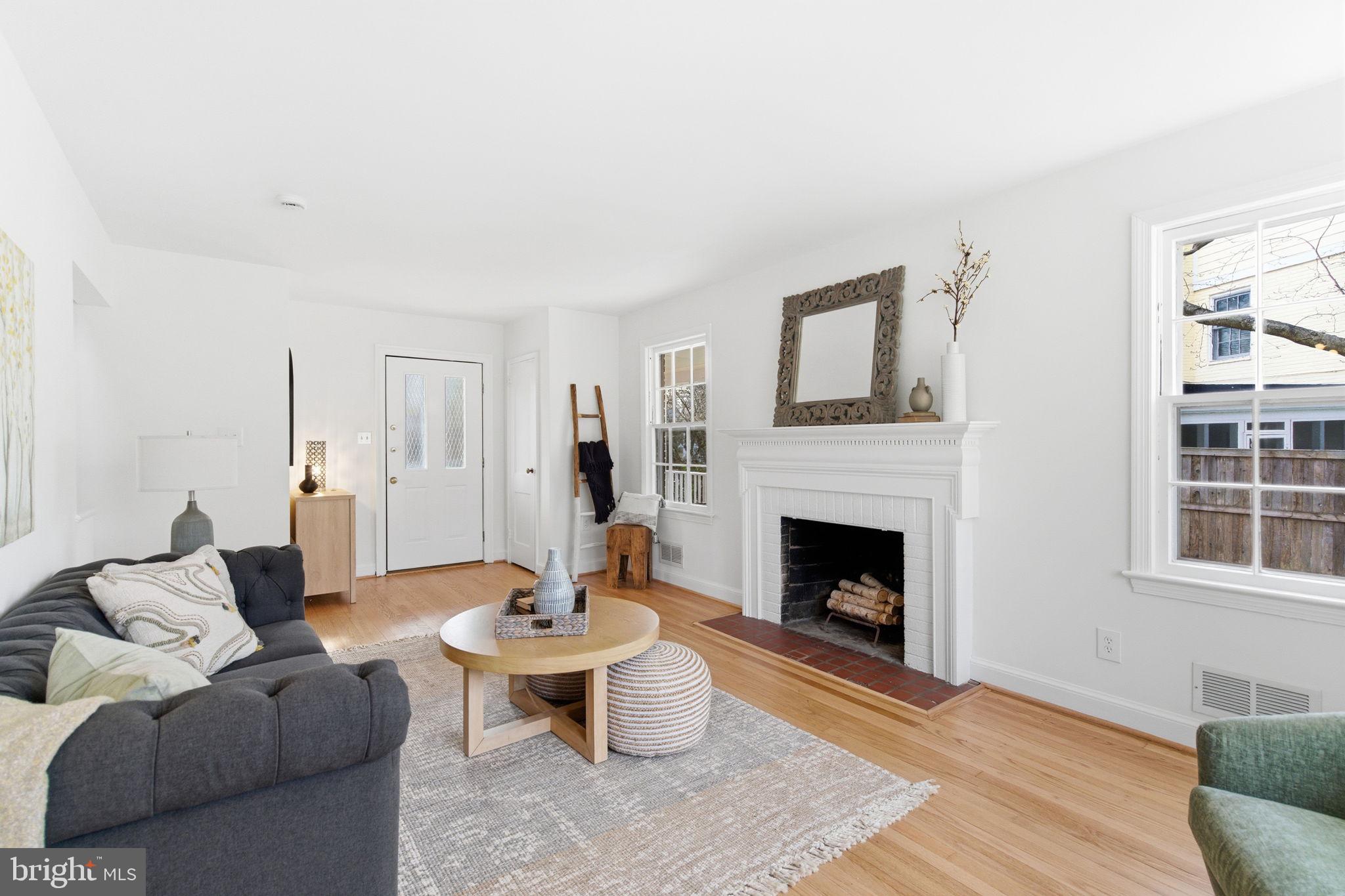 GREENWICH FOREST - Residential