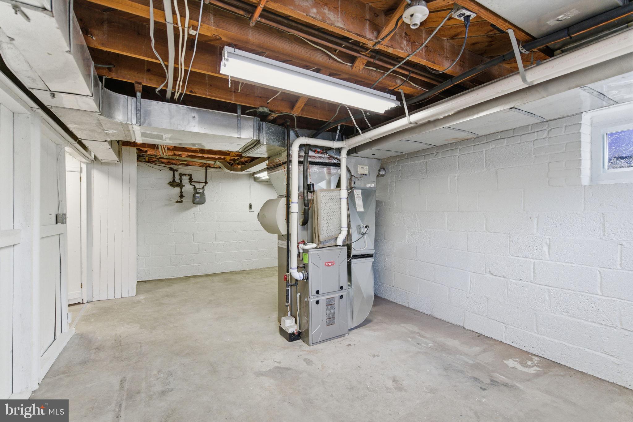 GREENWICH FOREST - Residential