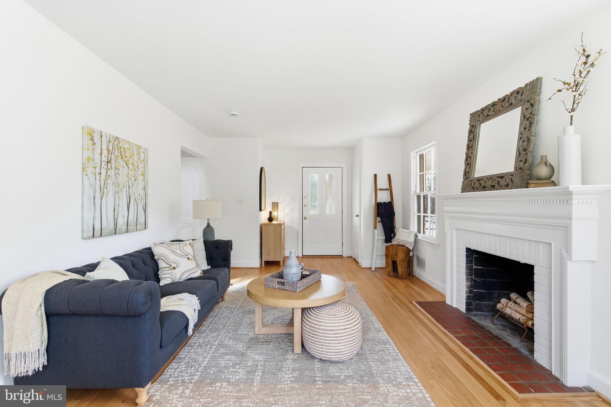 GREENWICH FOREST - Residential