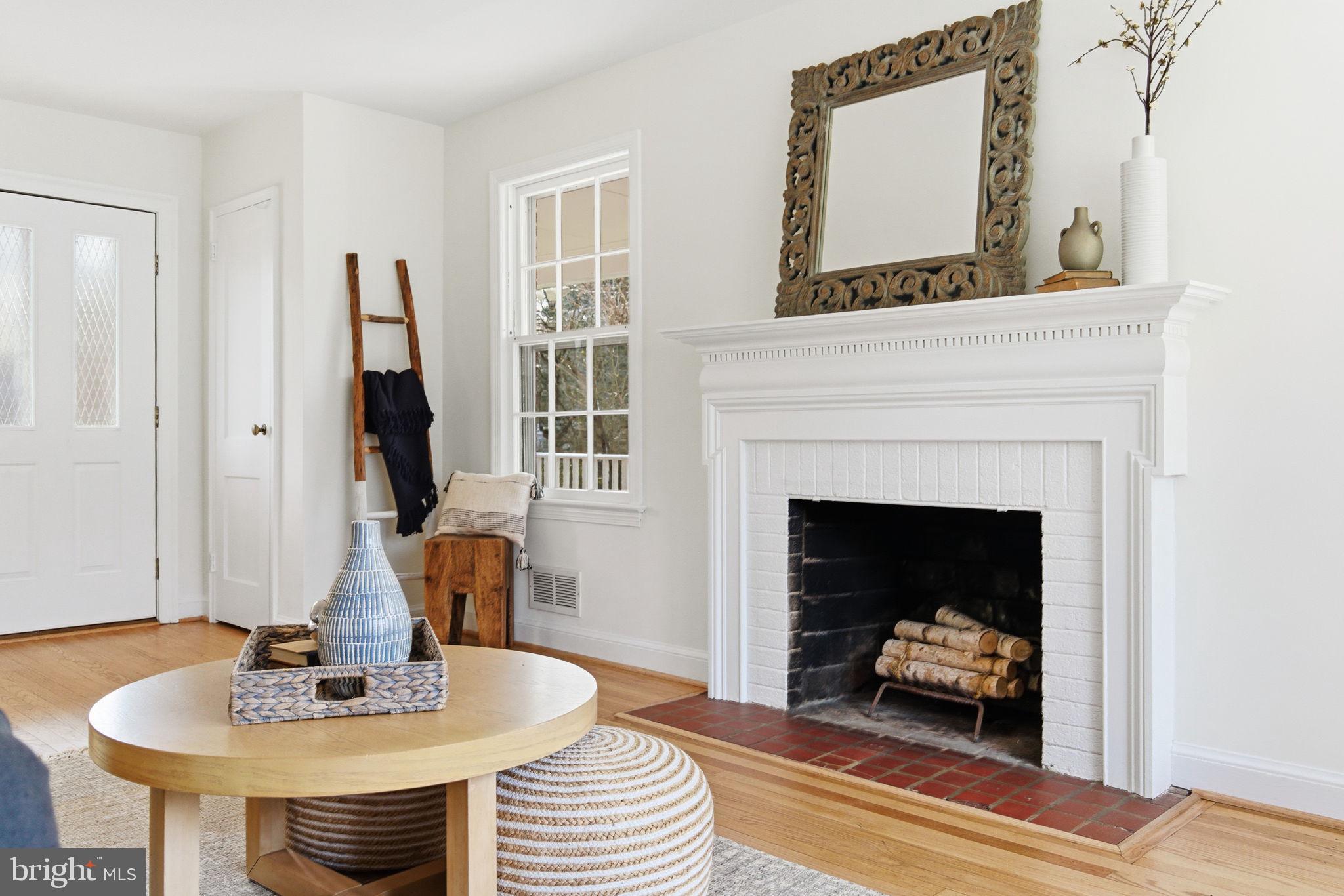 GREENWICH FOREST - Residential