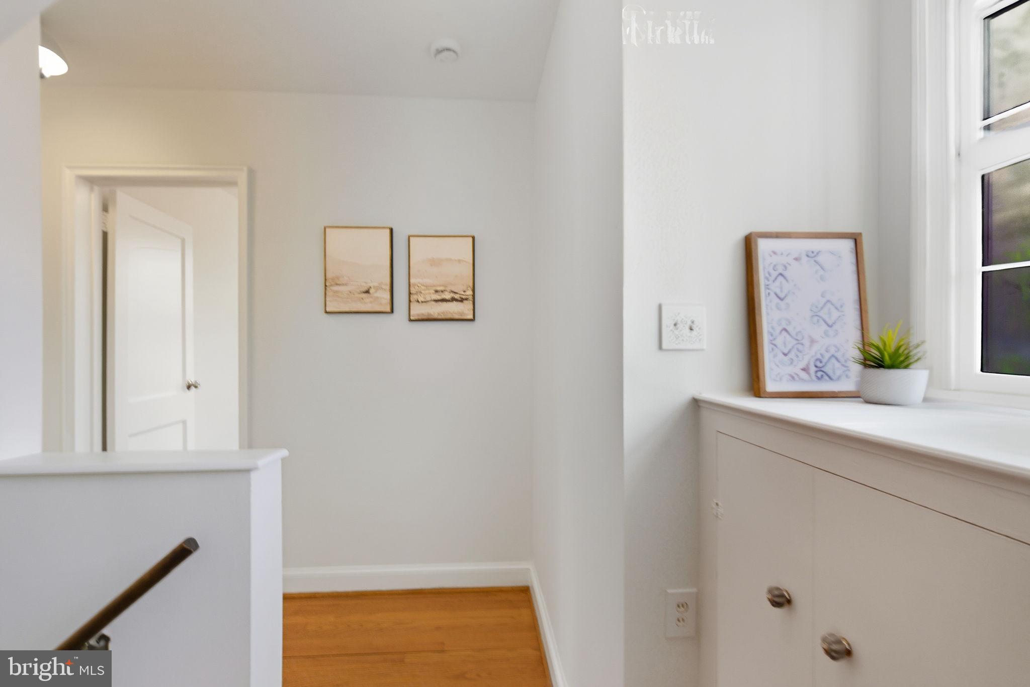 GREENWICH FOREST - Residential