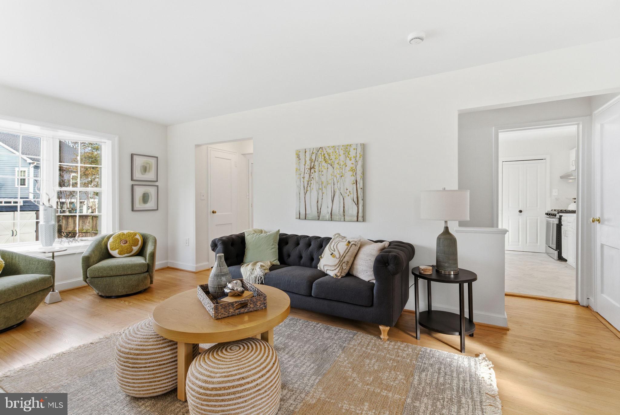 GREENWICH FOREST - Residential