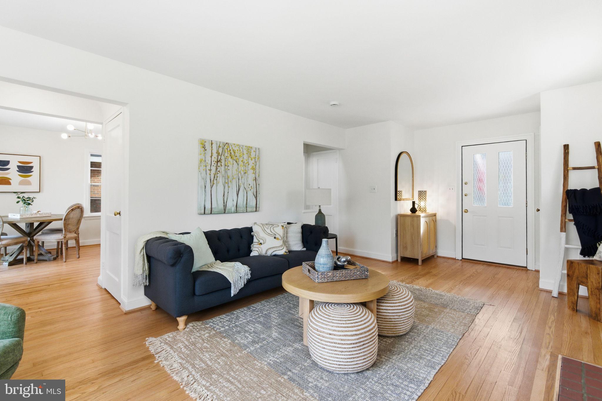 GREENWICH FOREST - Residential