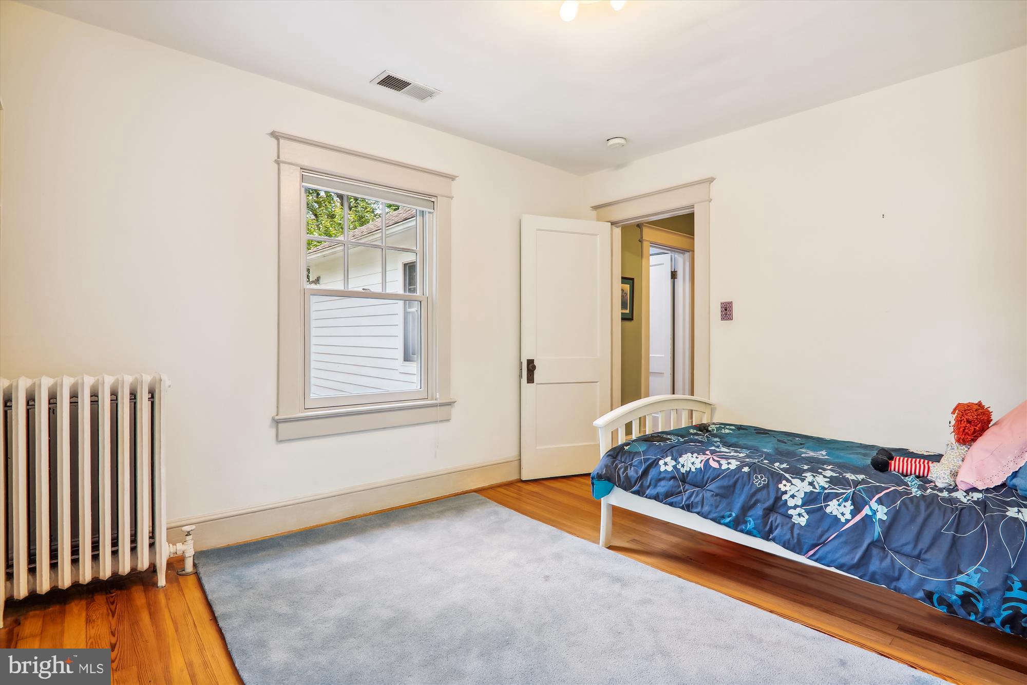 WOODSIDE PARK - Residential