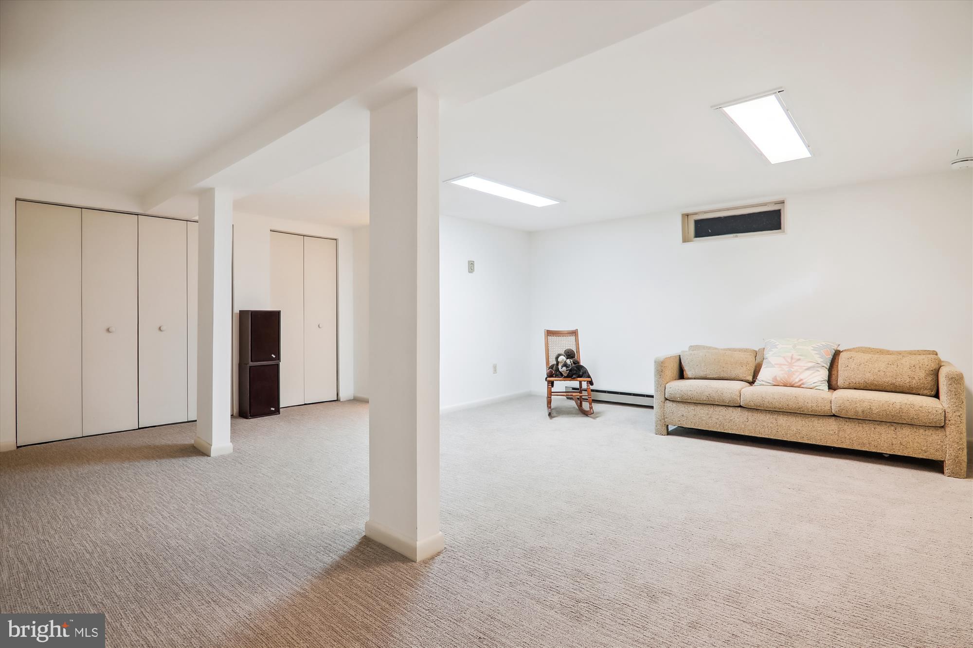 WOODSIDE PARK - Residential