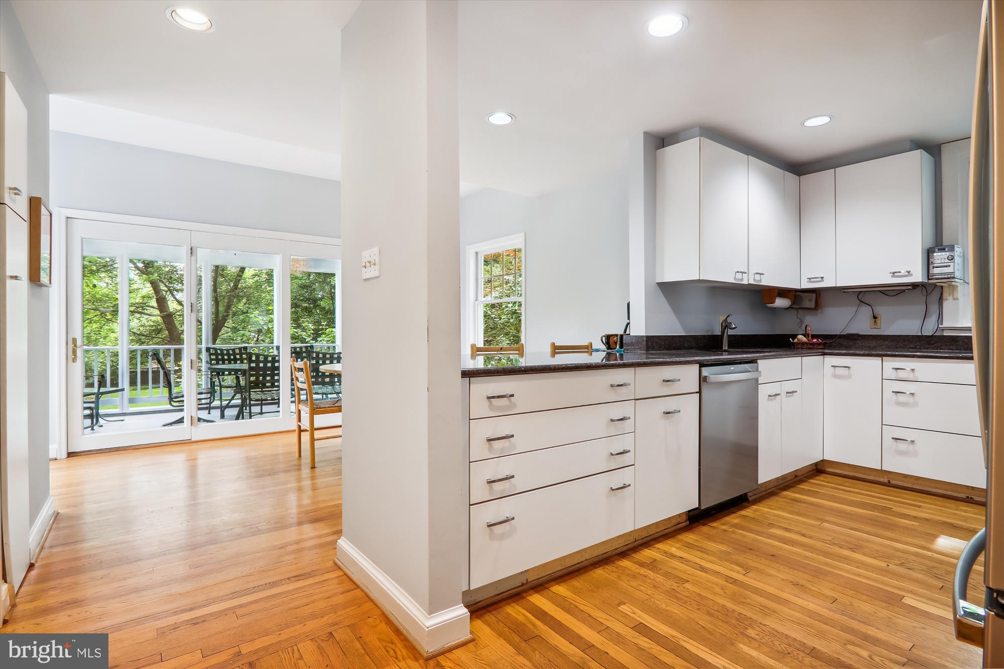 WOODSIDE PARK - Residential