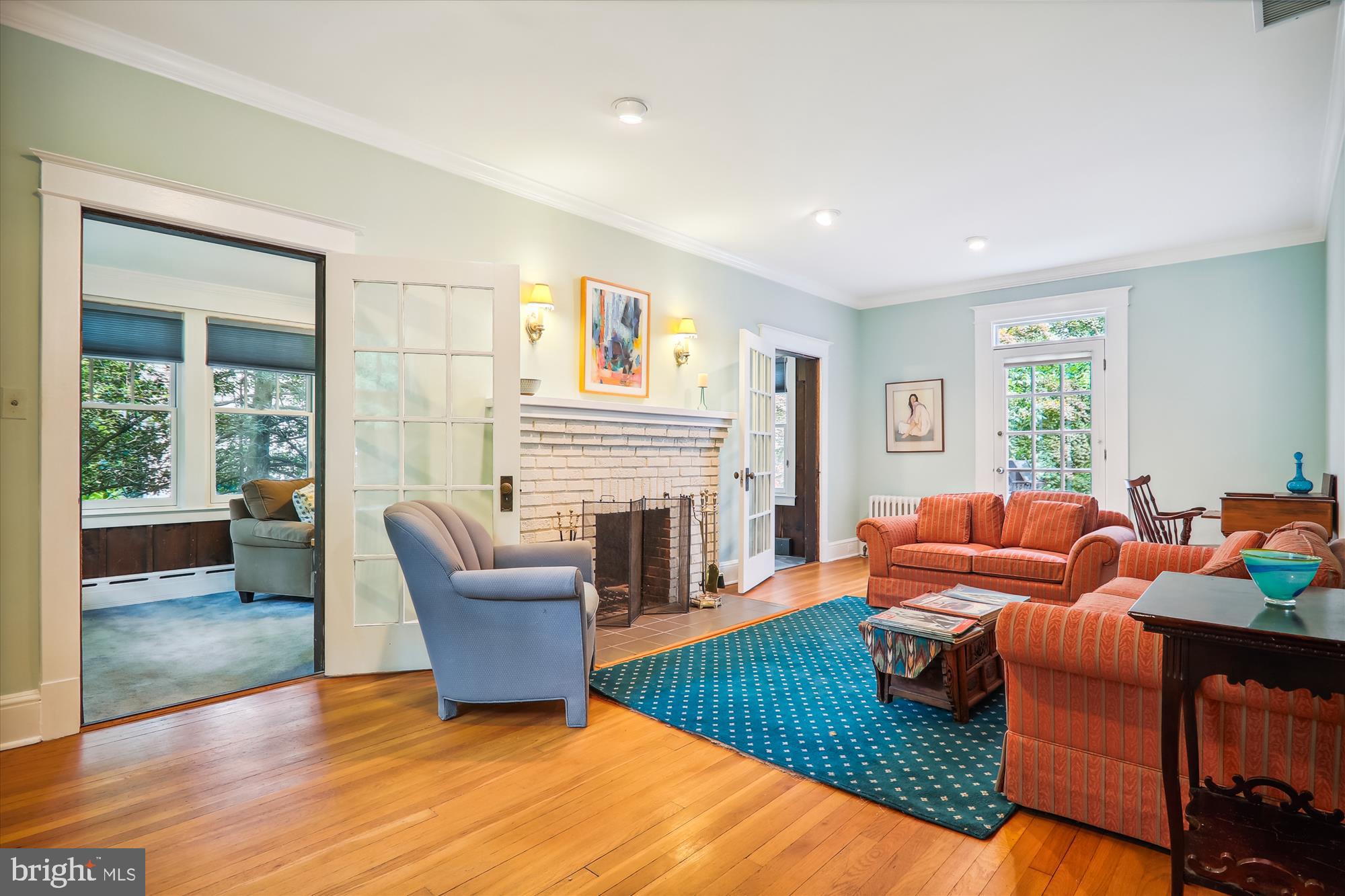 WOODSIDE PARK - Residential