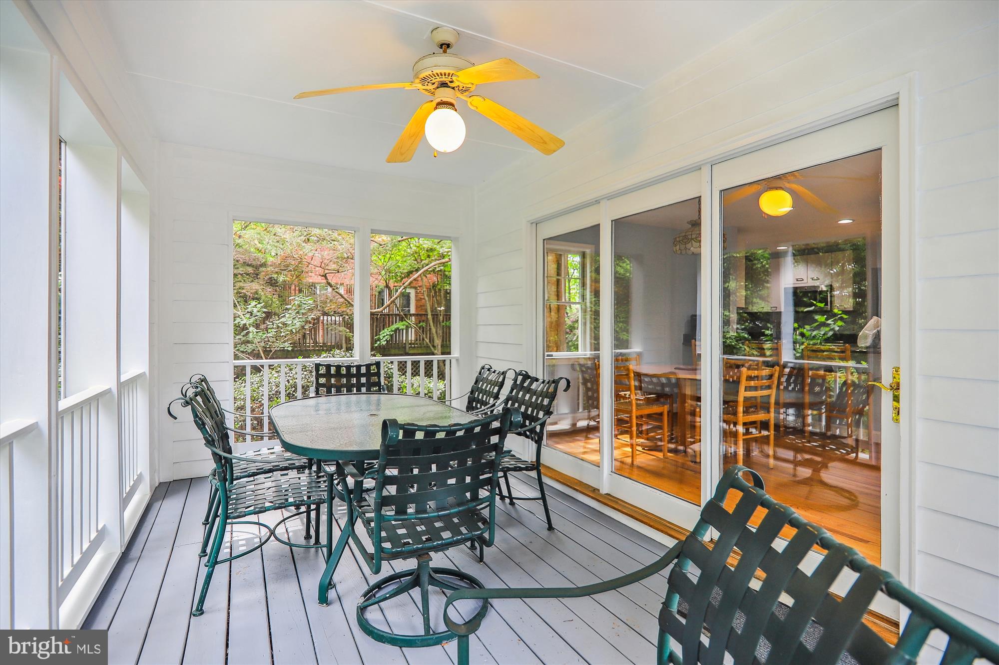 WOODSIDE PARK - Residential