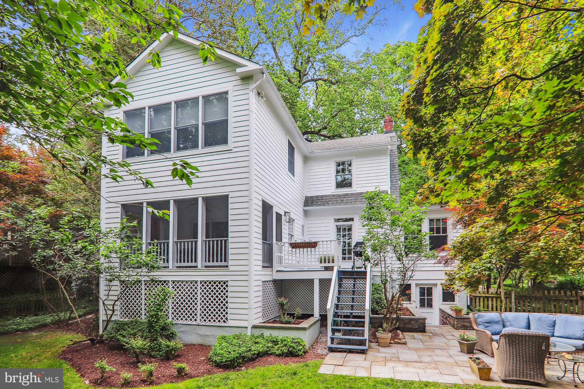 WOODSIDE PARK - Residential