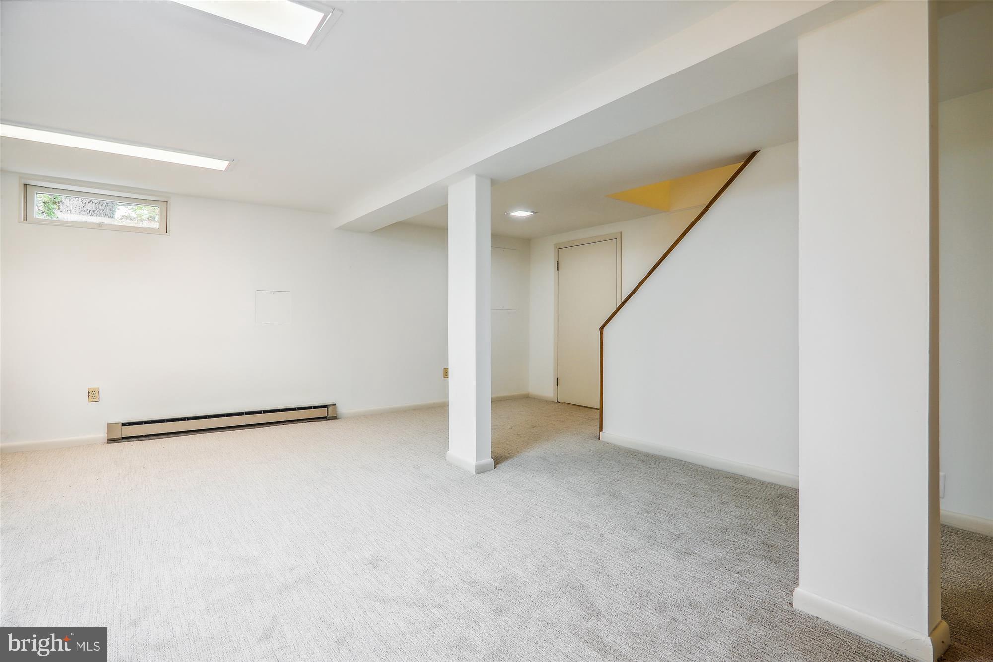 WOODSIDE PARK - Residential