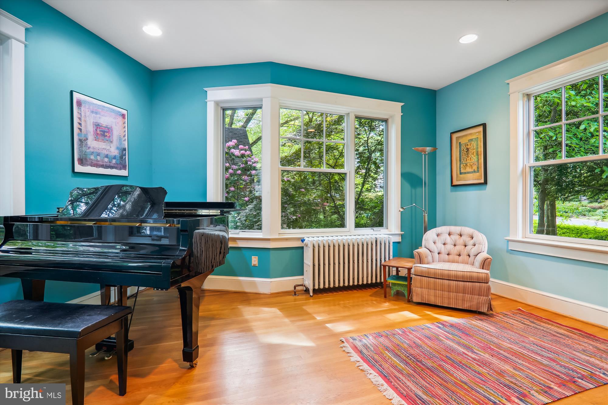 WOODSIDE PARK - Residential